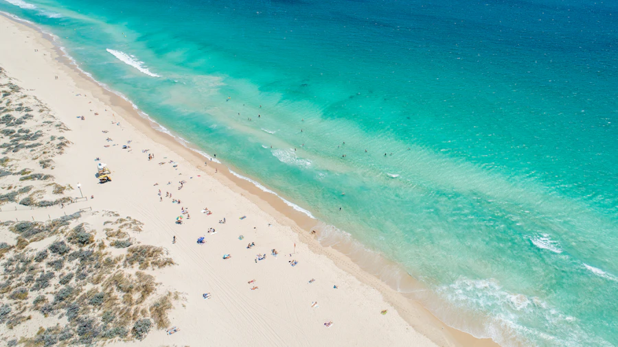Sapodilla Bay vs. Grace Bay