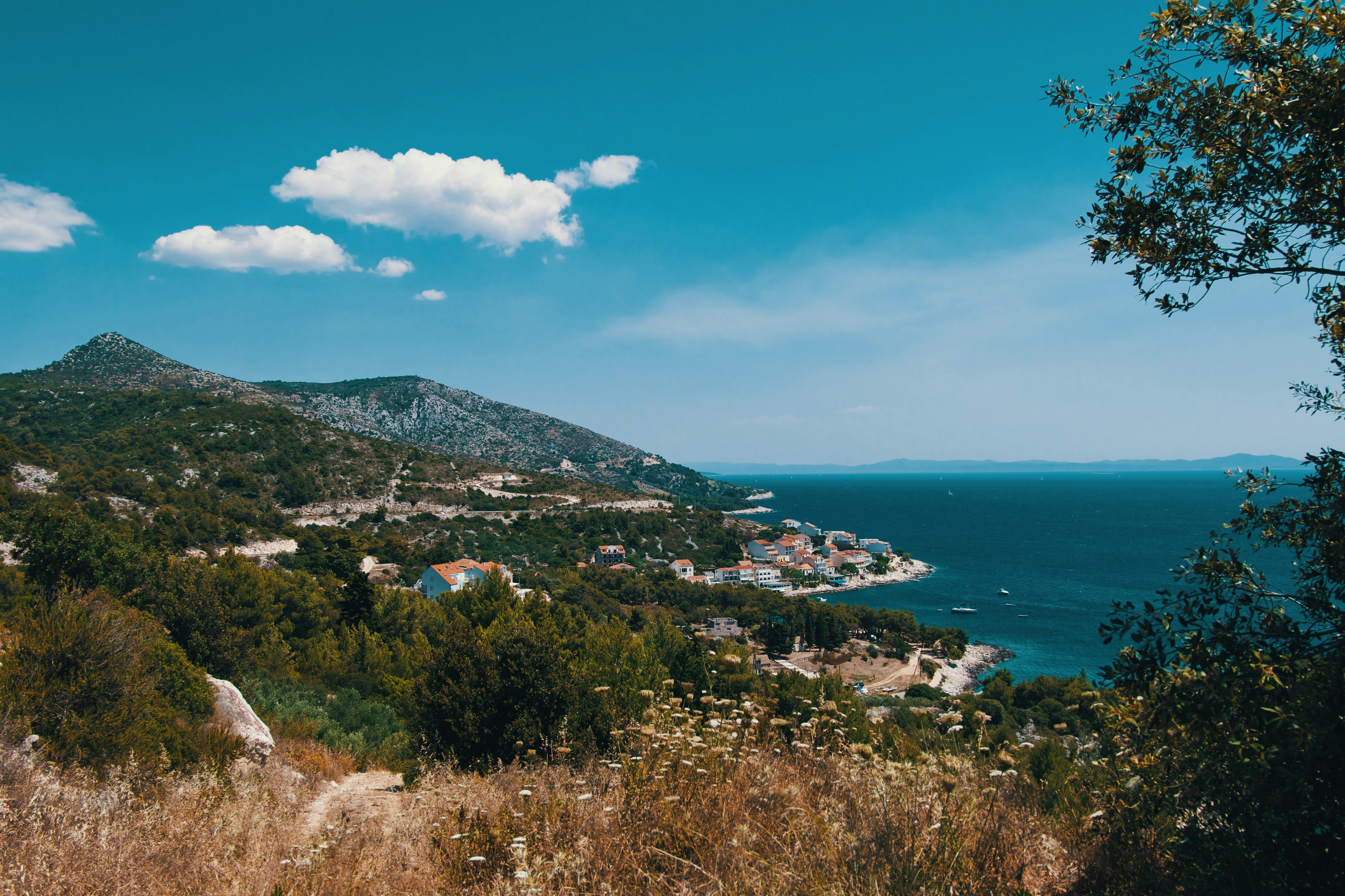 Photo by nomadicjulien