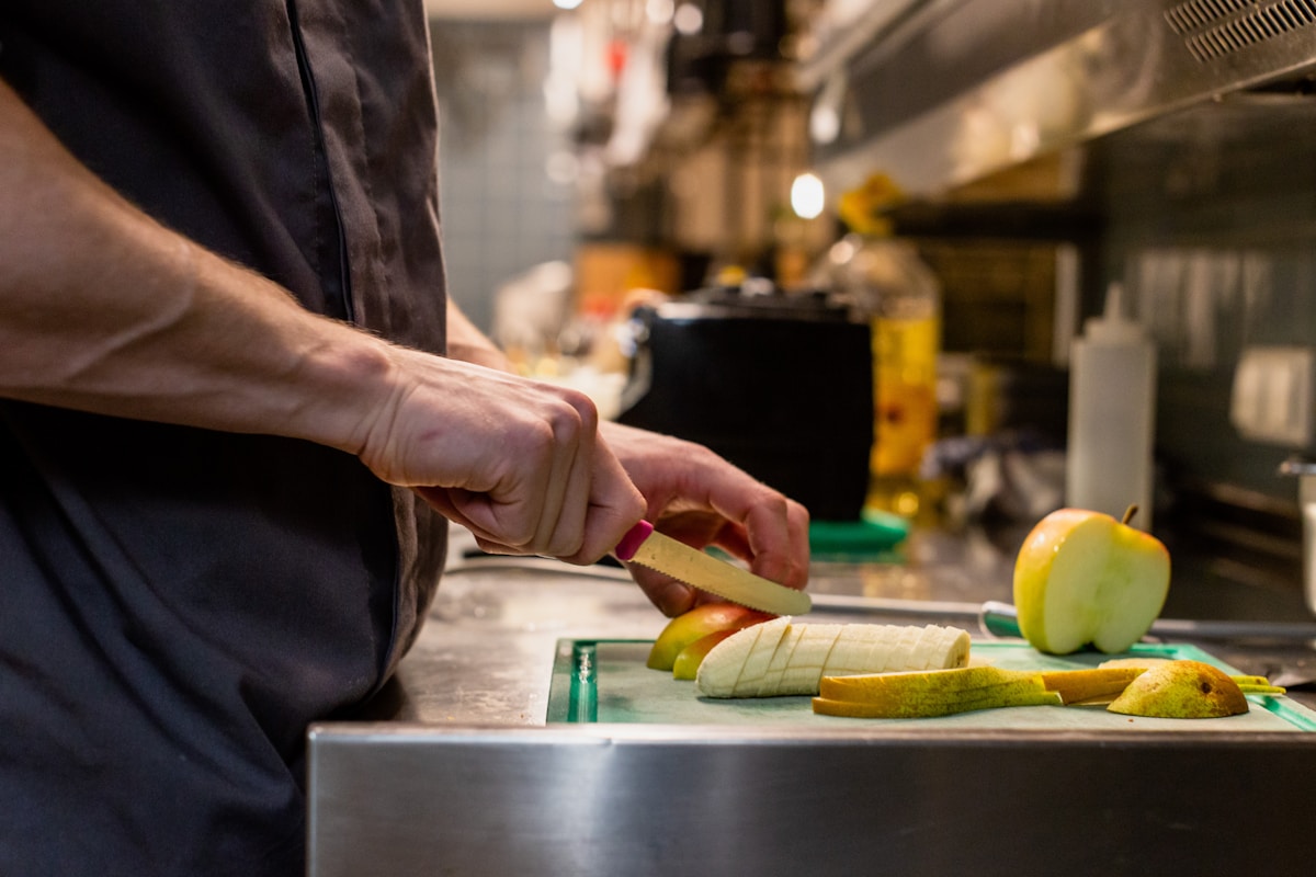 How Can I Learn to Chop Vegetables Faster and More Safely