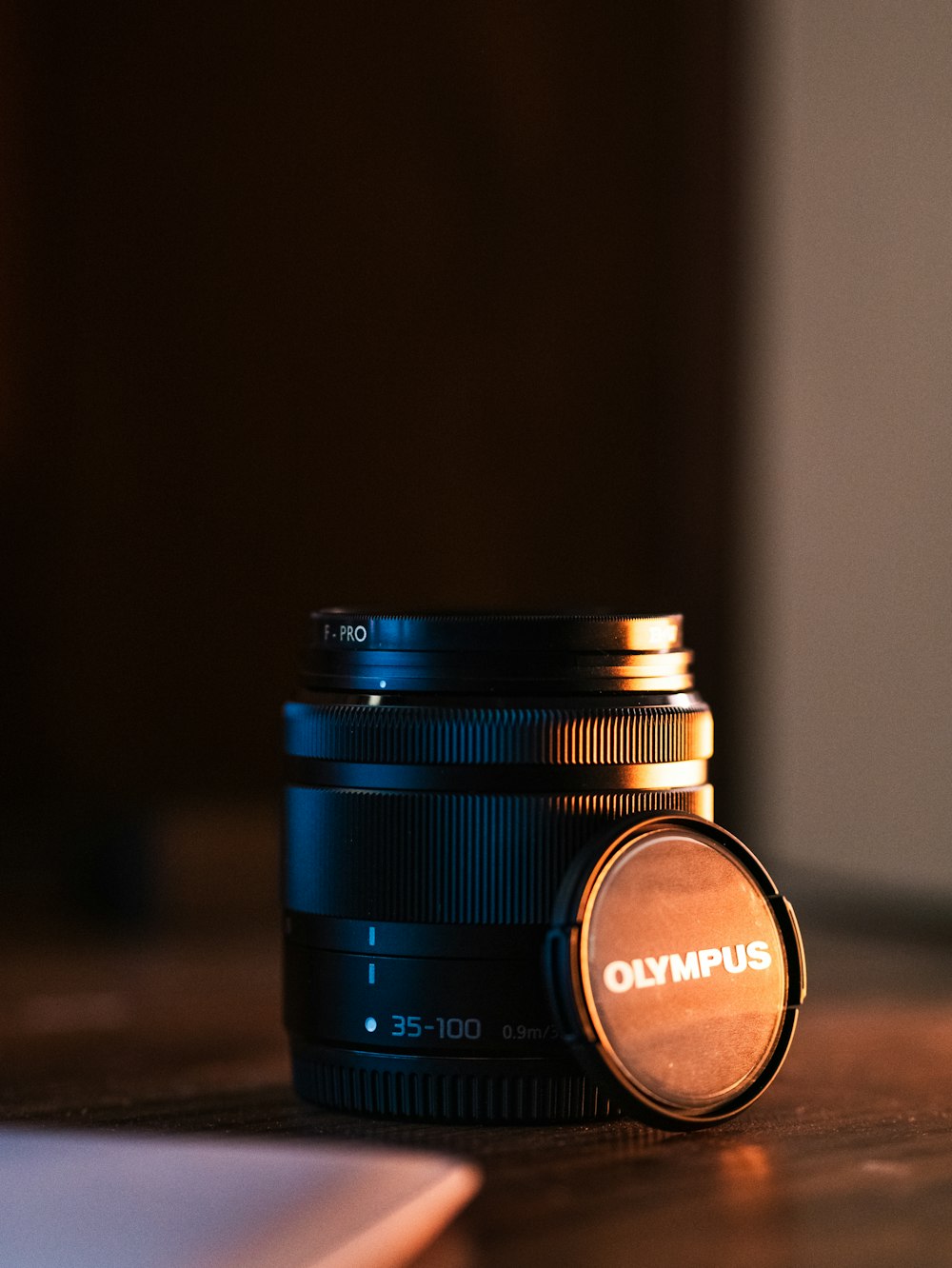black and brown camera lens