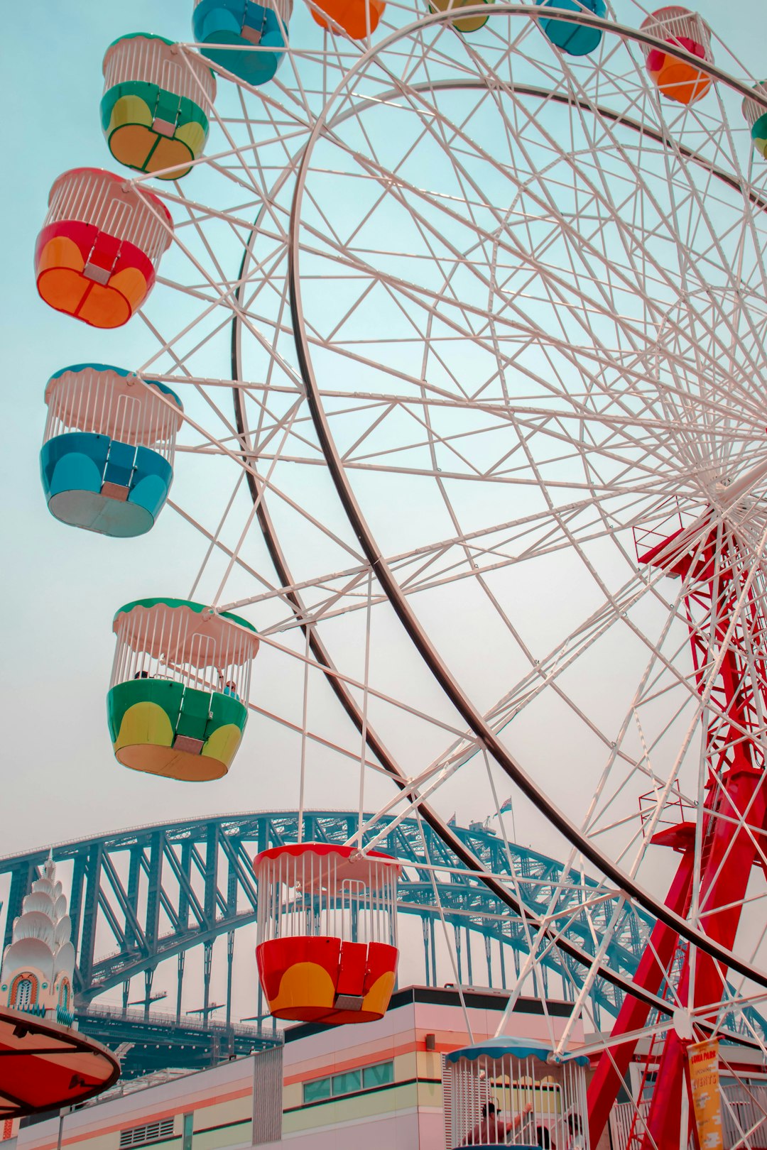 travelers stories about Ferris wheel in Luna Park Sydney, Australia