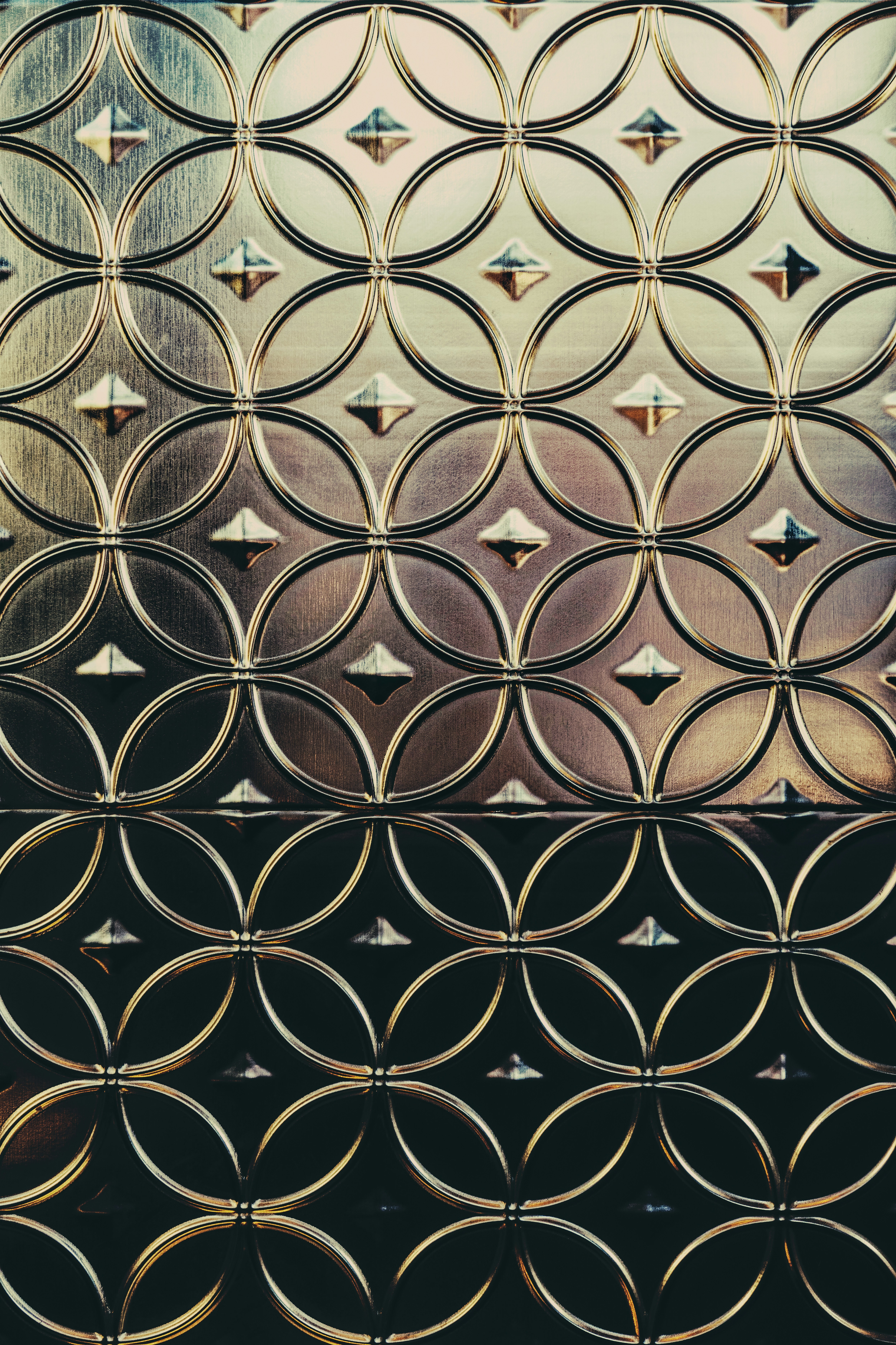 schwarz-weißes Blumentextil