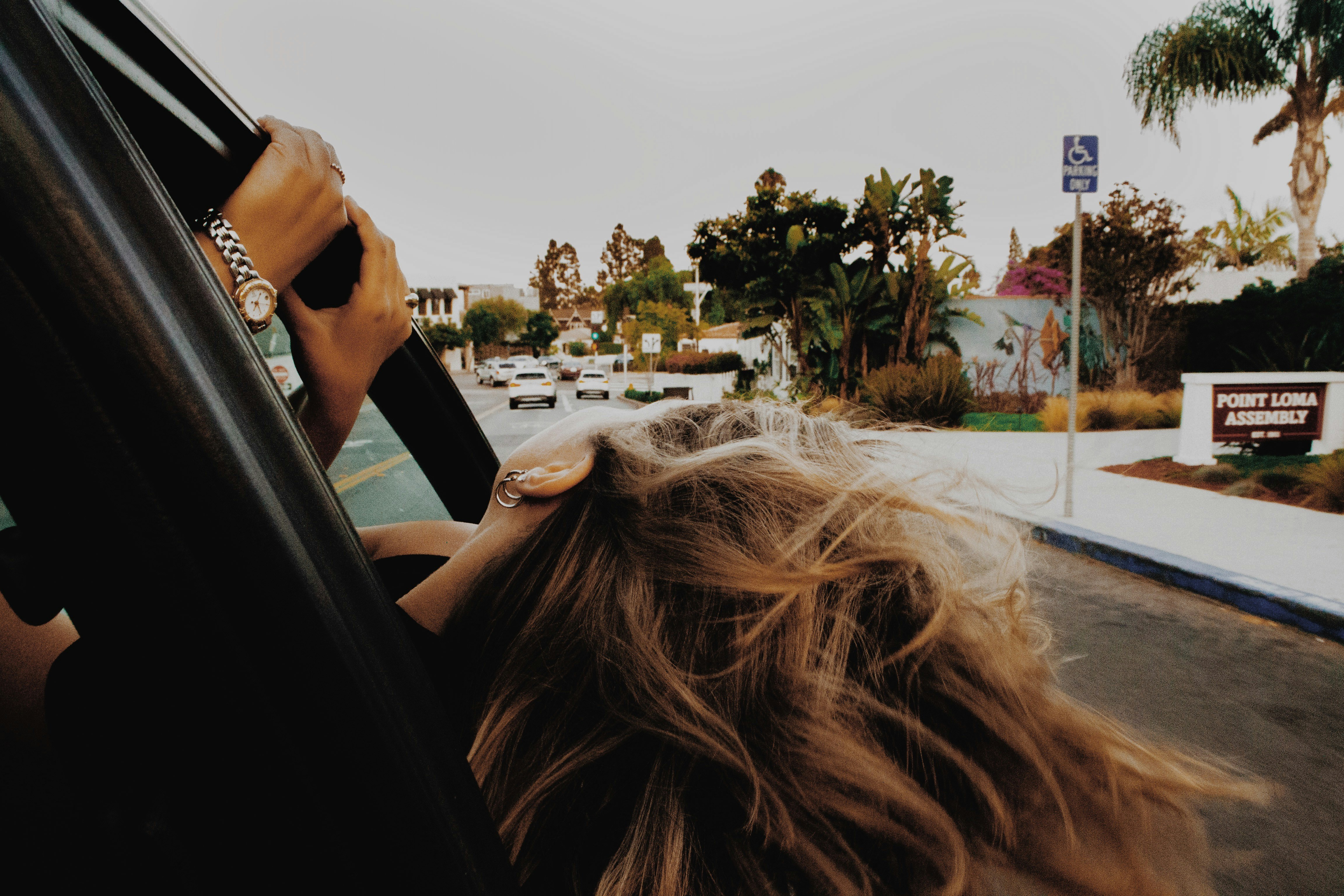 白髪染めシャンプーおすすめ15選 手軽に白髪改善できる商品をご紹介