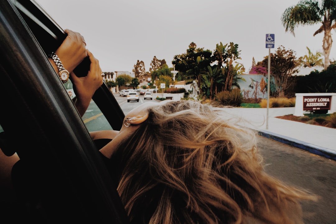 pourquoi des cheveux blancs à 30 ans ?