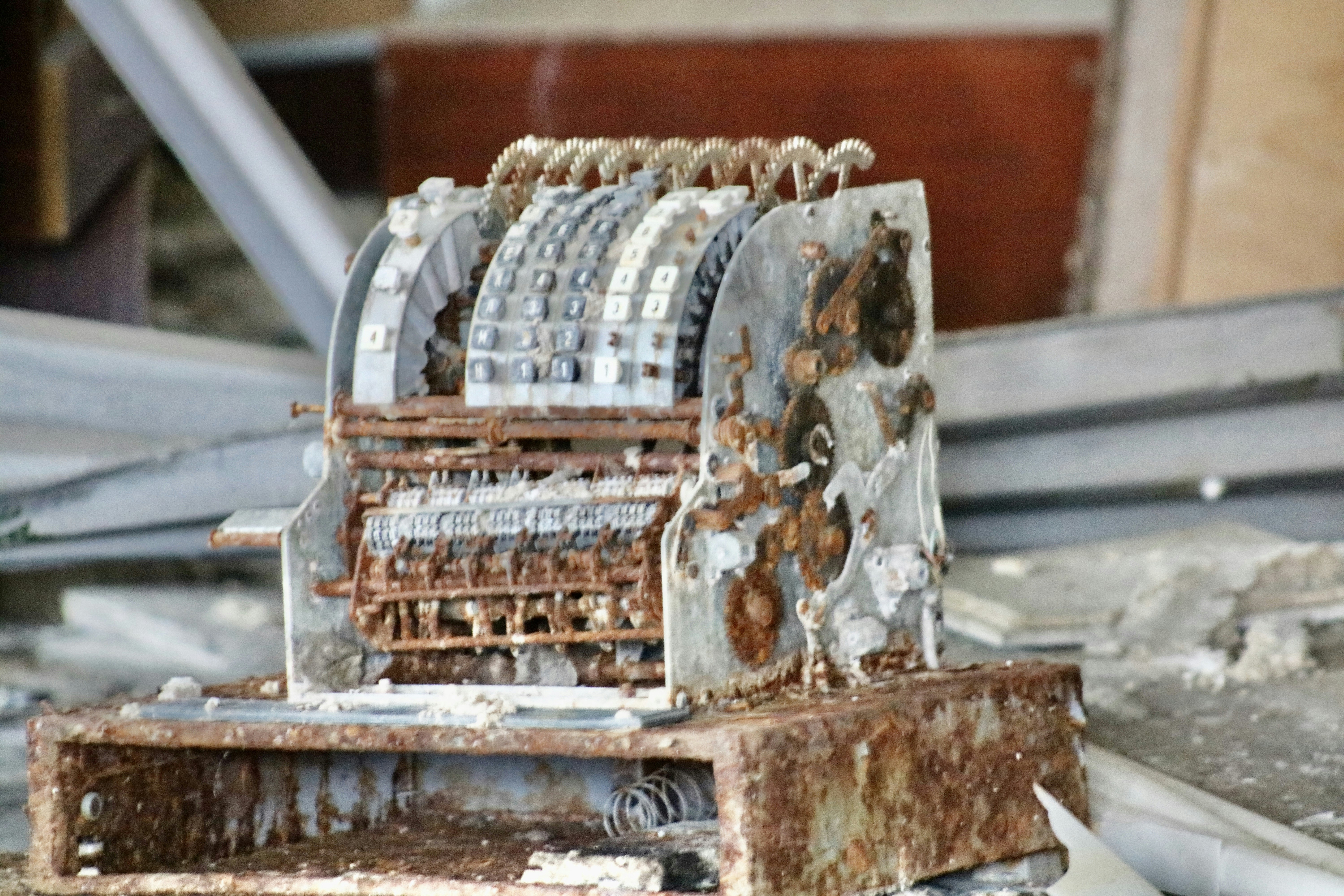 Decision Fatigue: Why CEOs Wear the Same Outfit