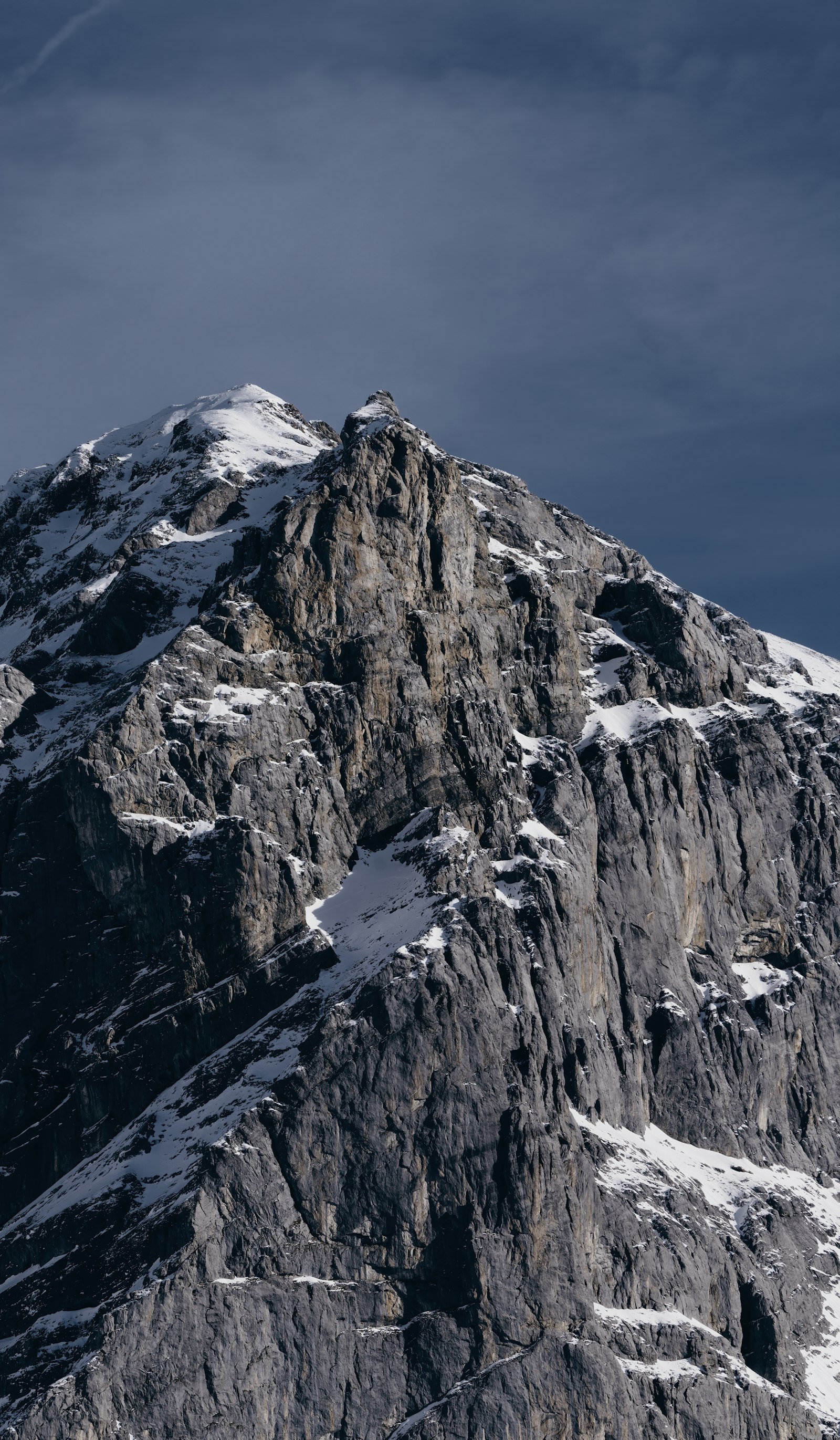 Sony a7R IV + Sony FE 70-200mm F4 G OSS sample photo. Snow covered mountain under photography