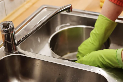 Clean sink in Muscat