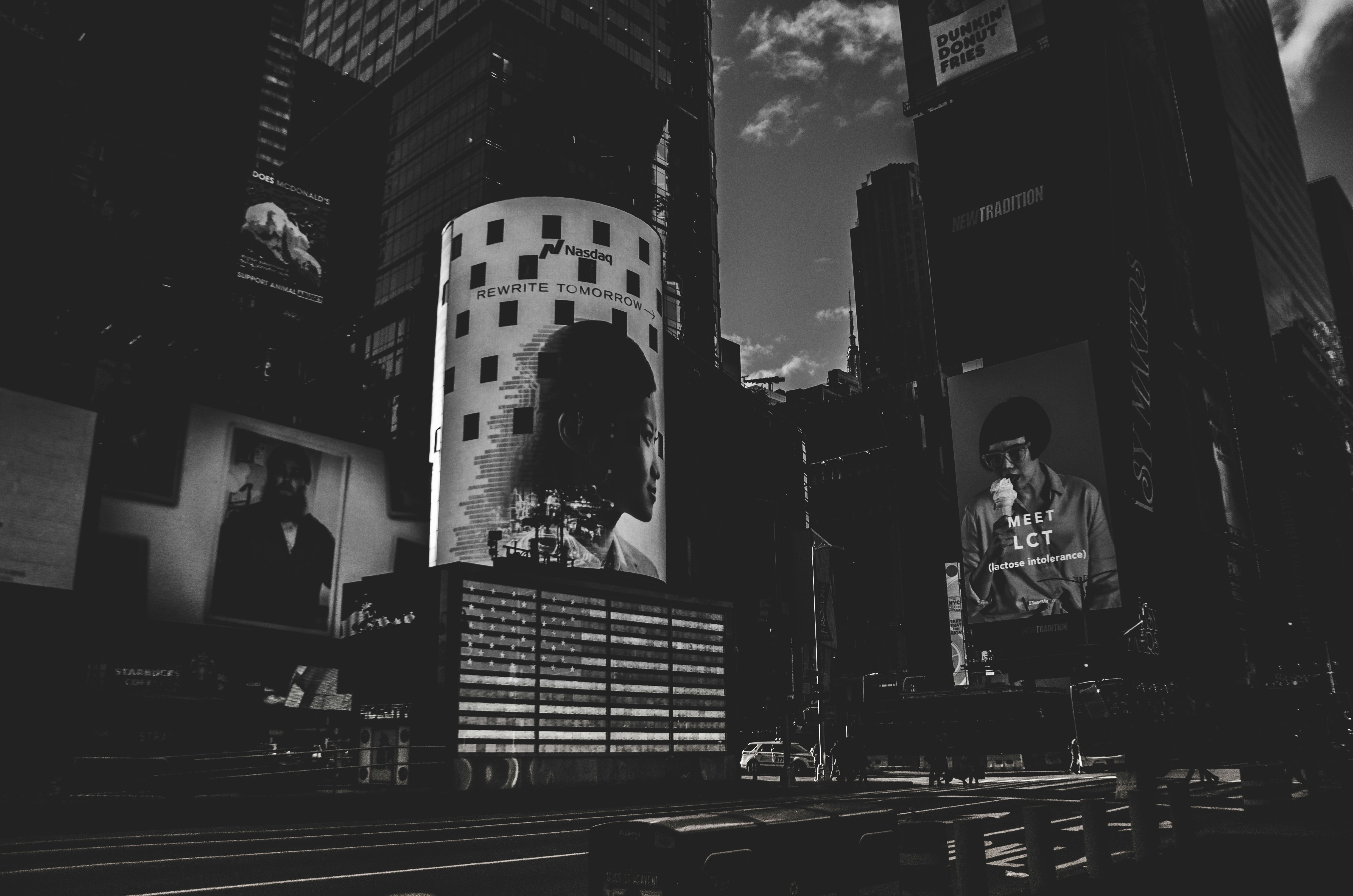 สุดเทพ แจกสูตรลับเขียน caption ad ให้คนหยุดอ่าน