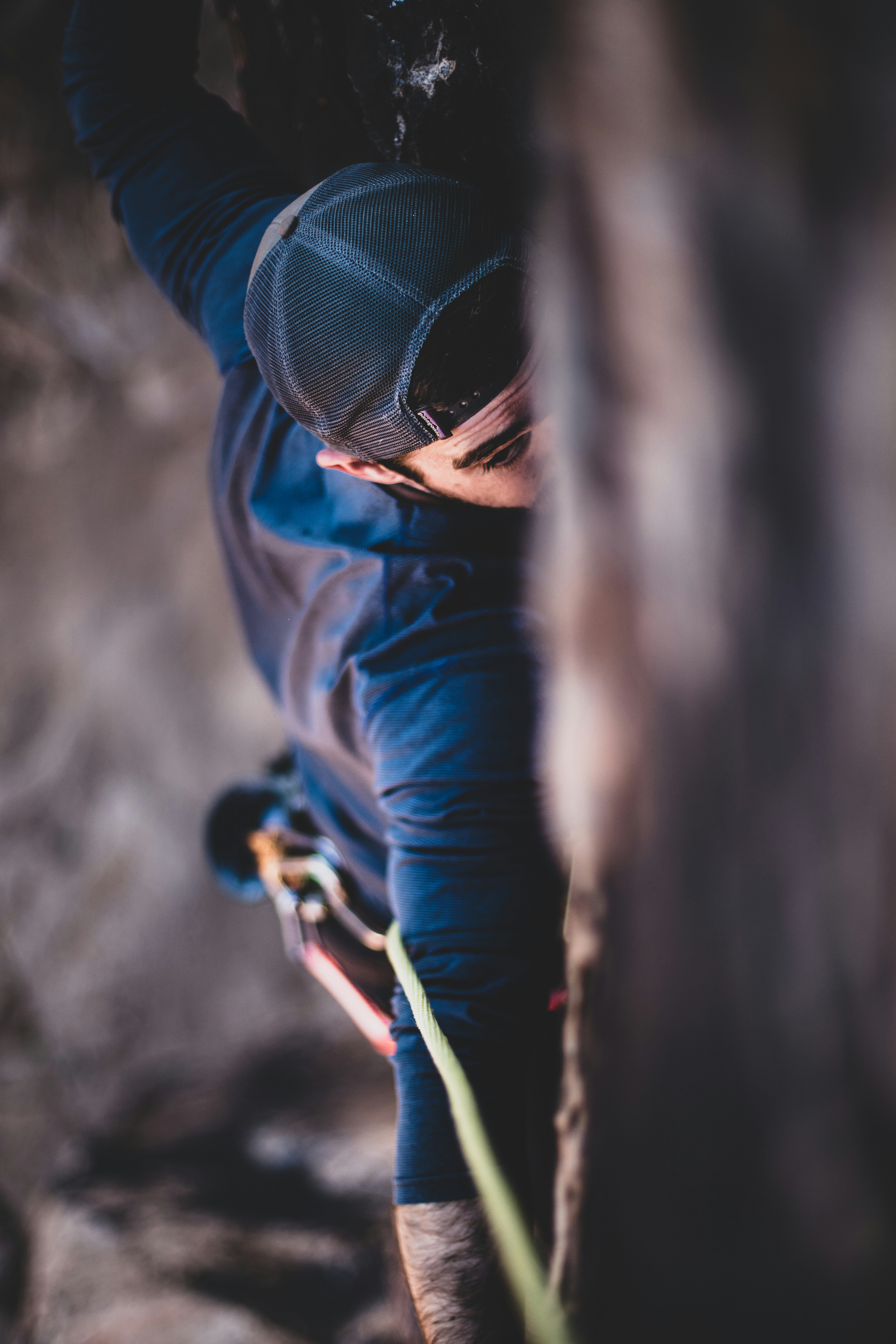 Photo by worldsbetweenlines