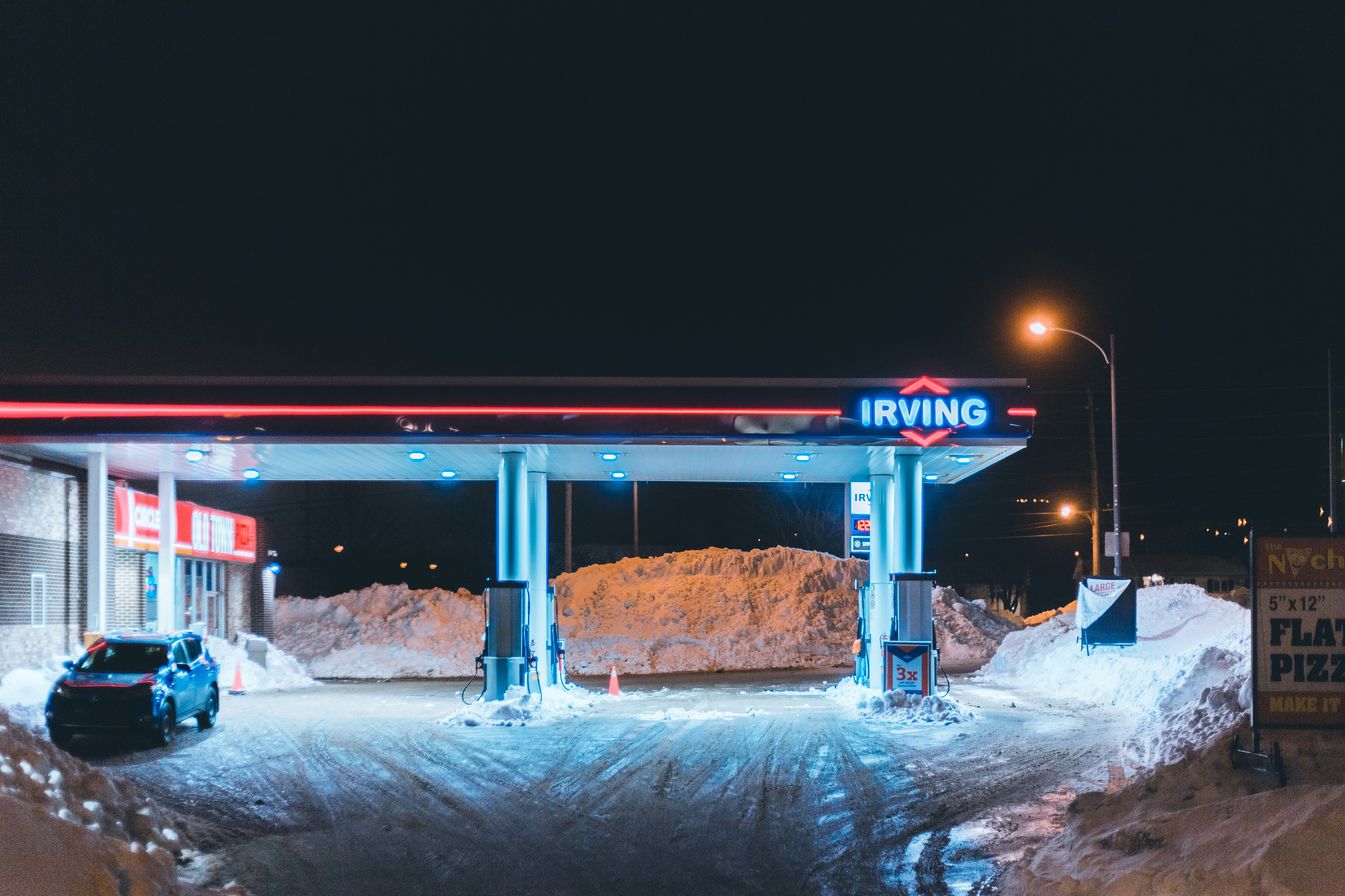 Gas Fireplace Pictures Download Free Images On Unsplash