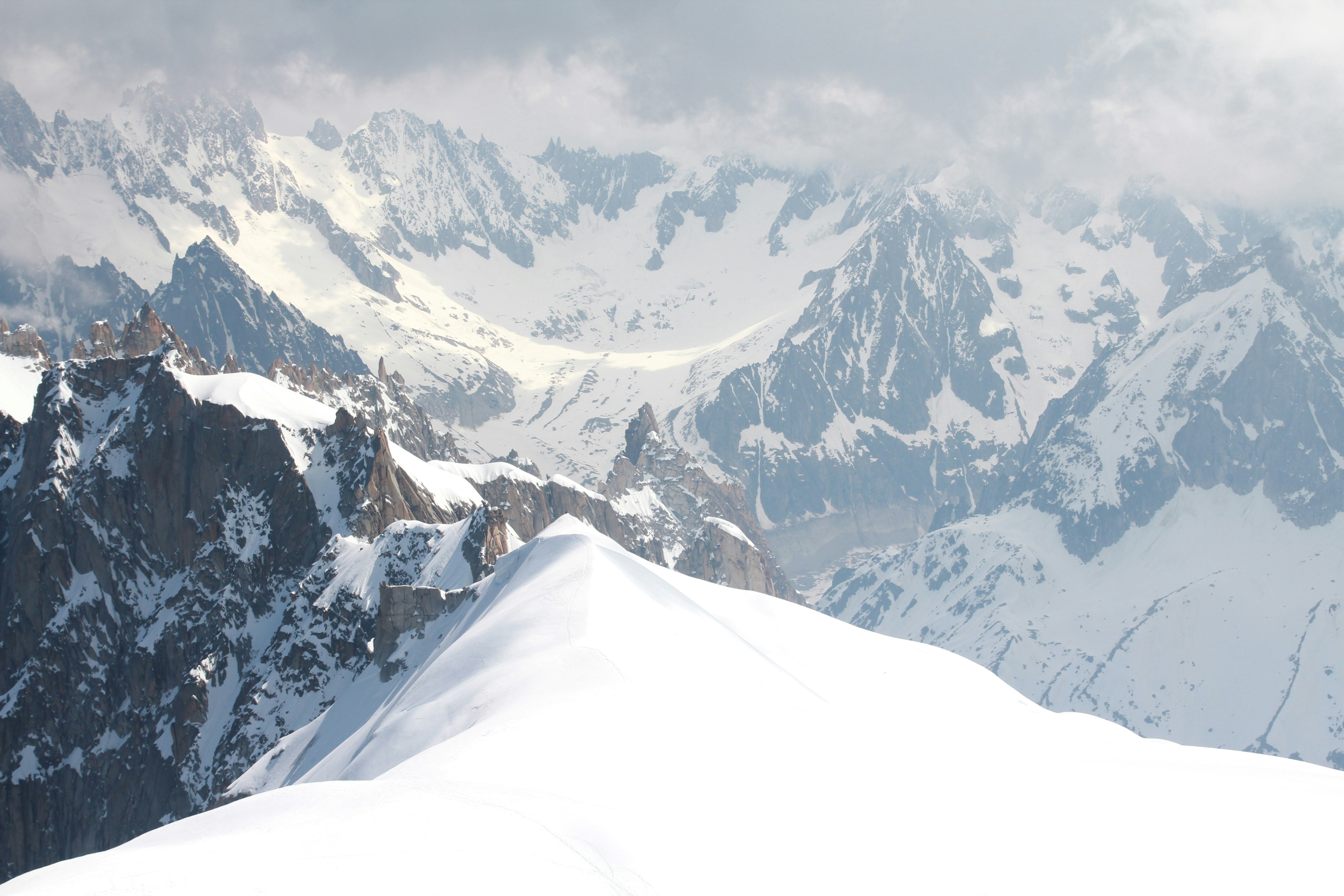 Image of mountains and snow in the French Alps.