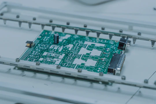 green and black computer ram stick
