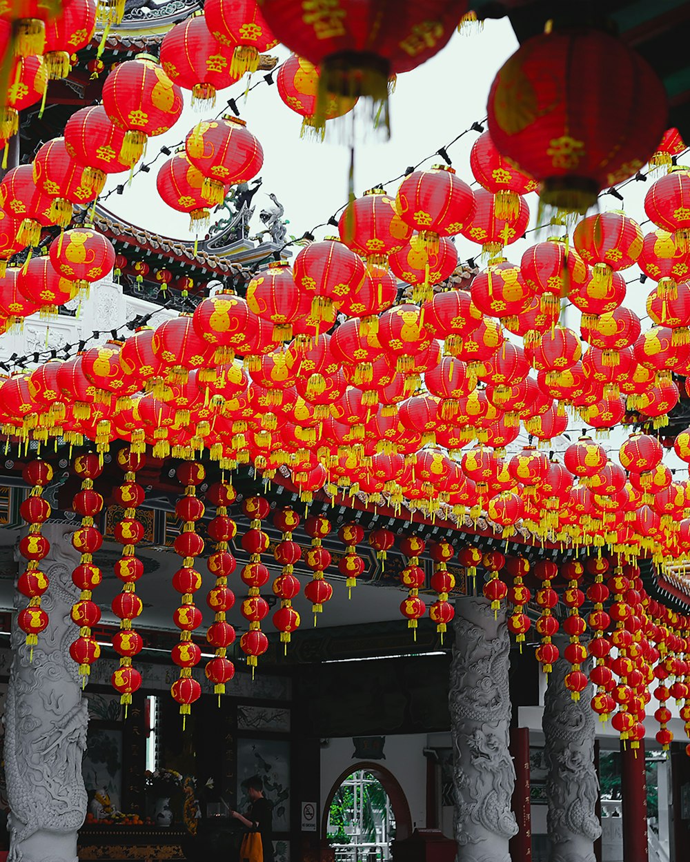 red and yellow round balloons