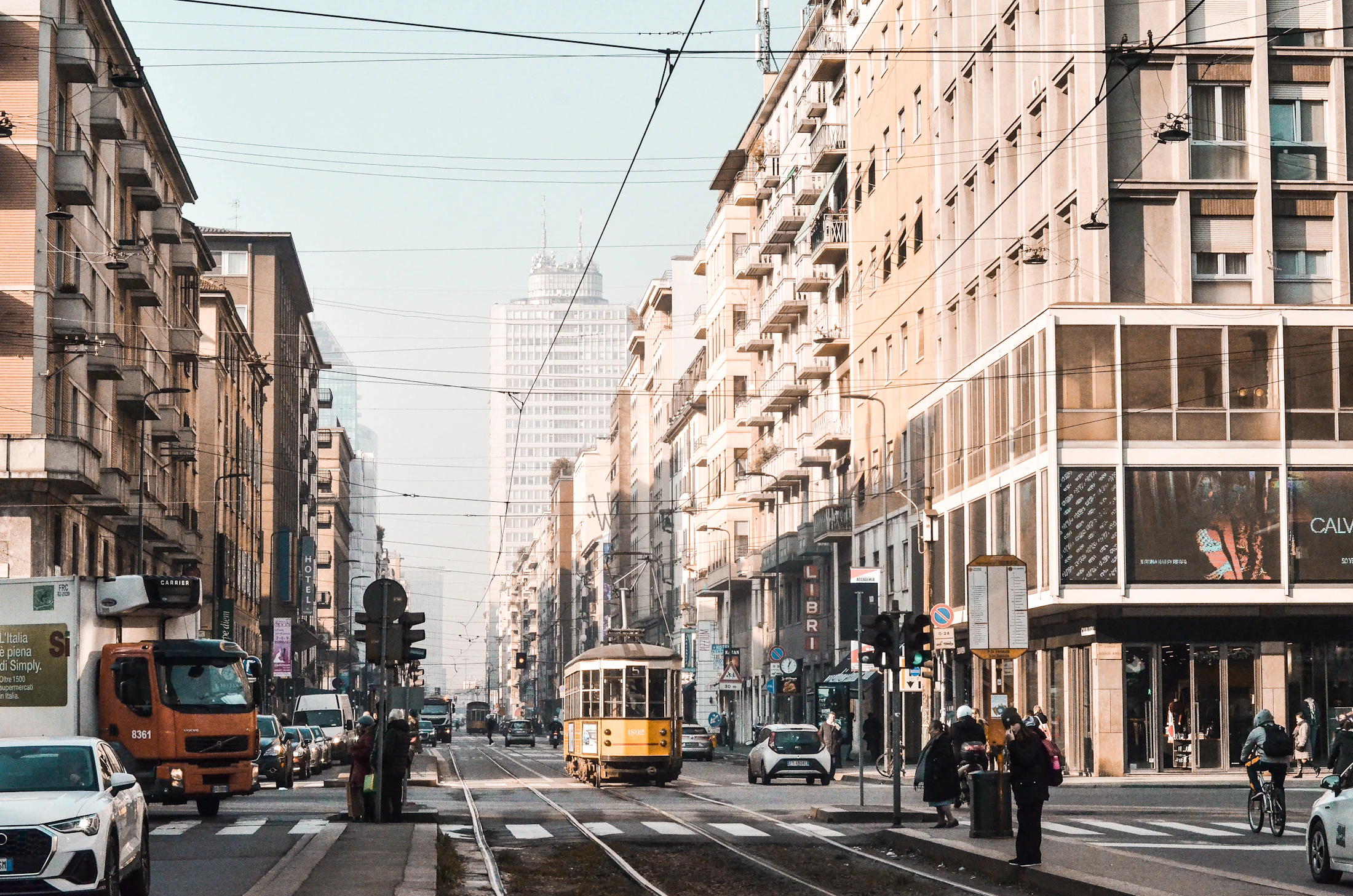 Photo · Andreeew Hoang / Unsplash