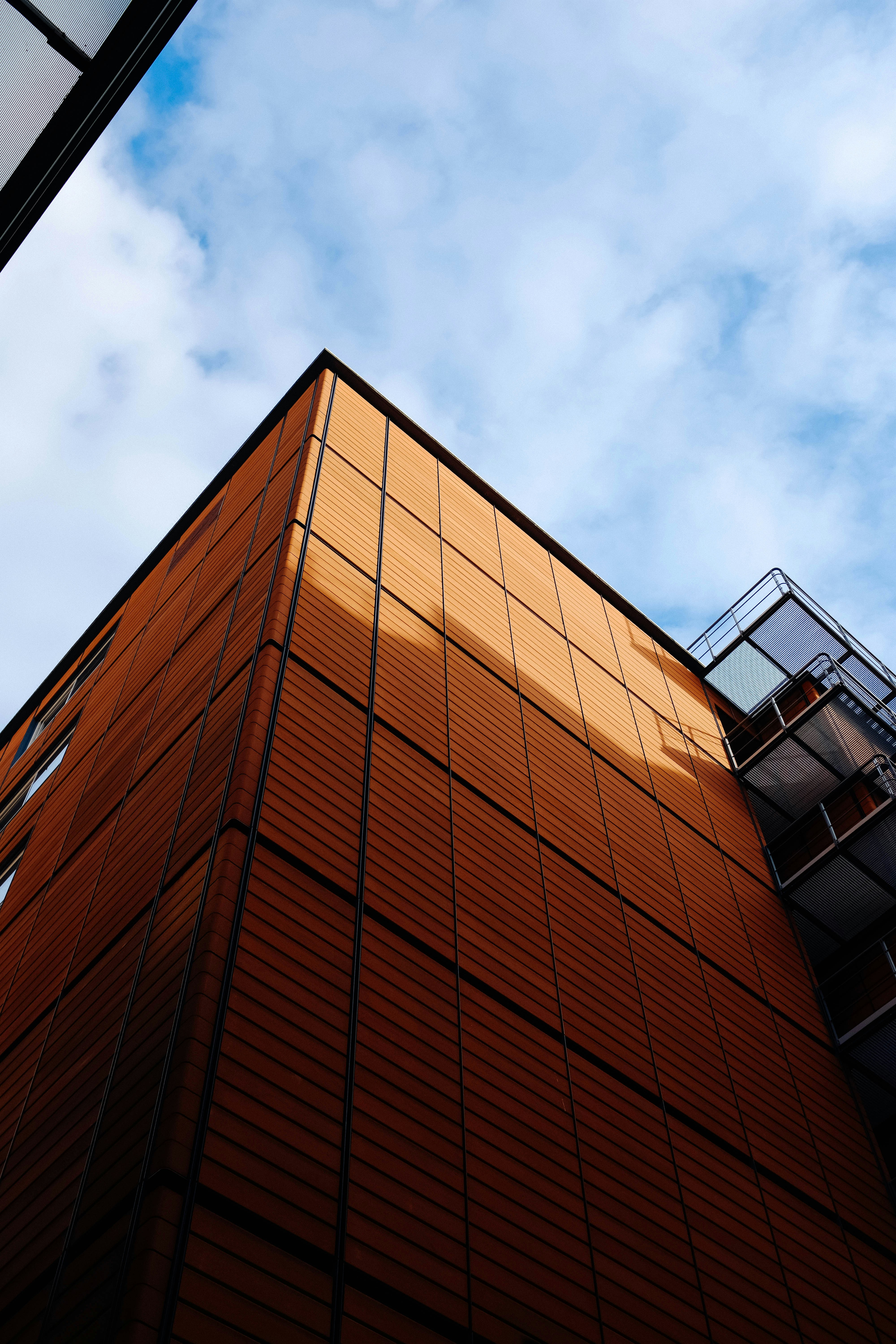 Photo by adrienolichon