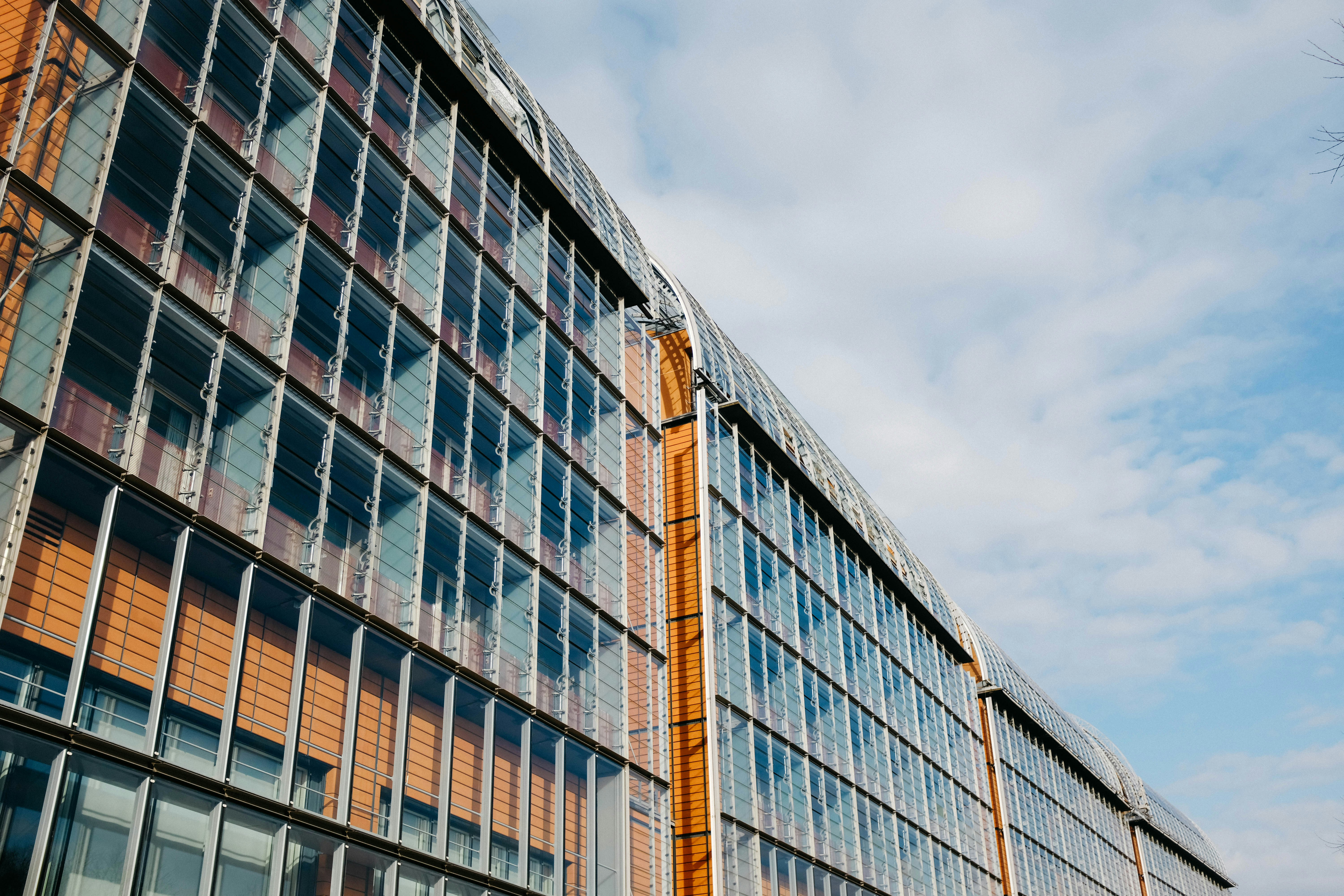 Photo by adrienolichon