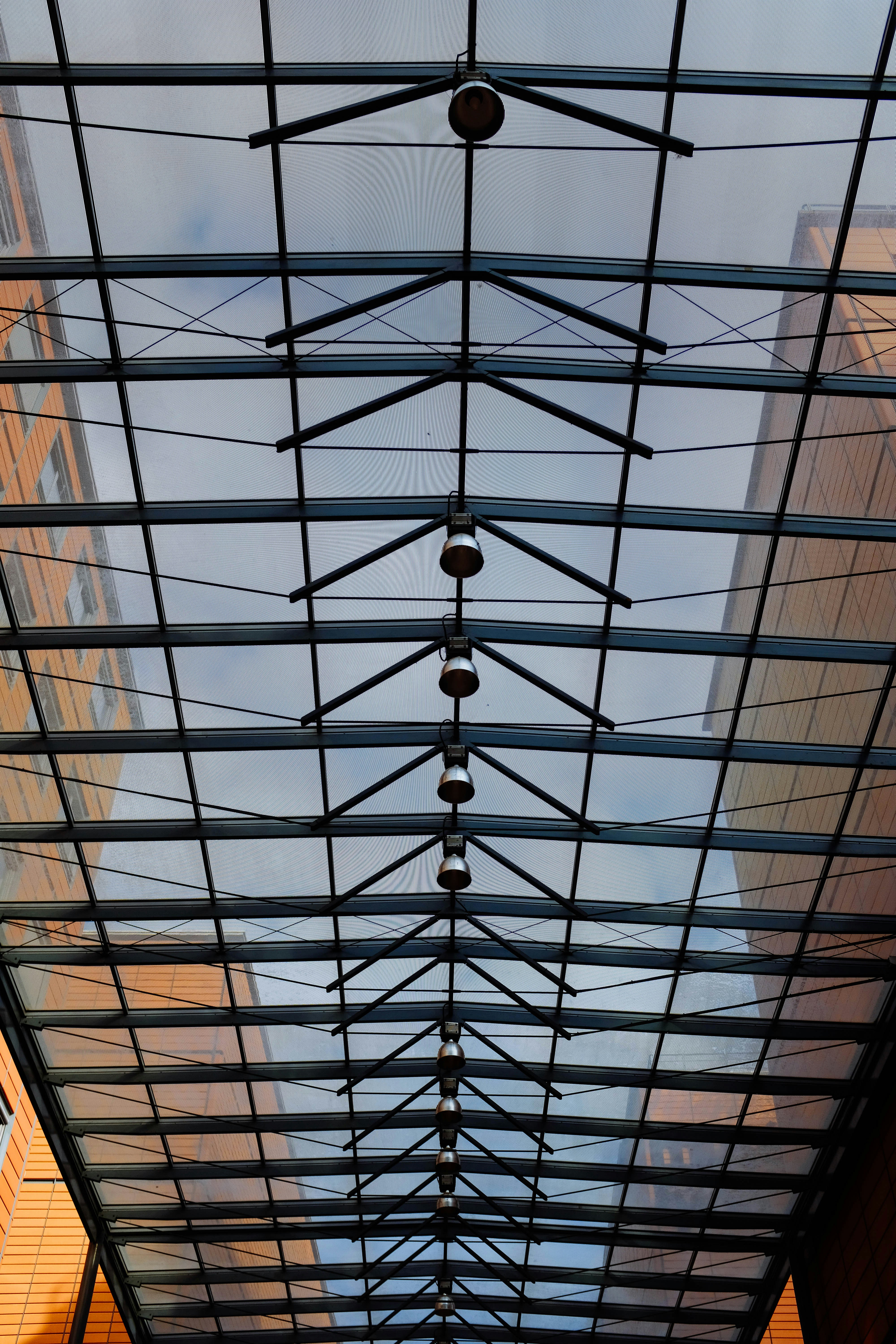 Photo by adrienolichon