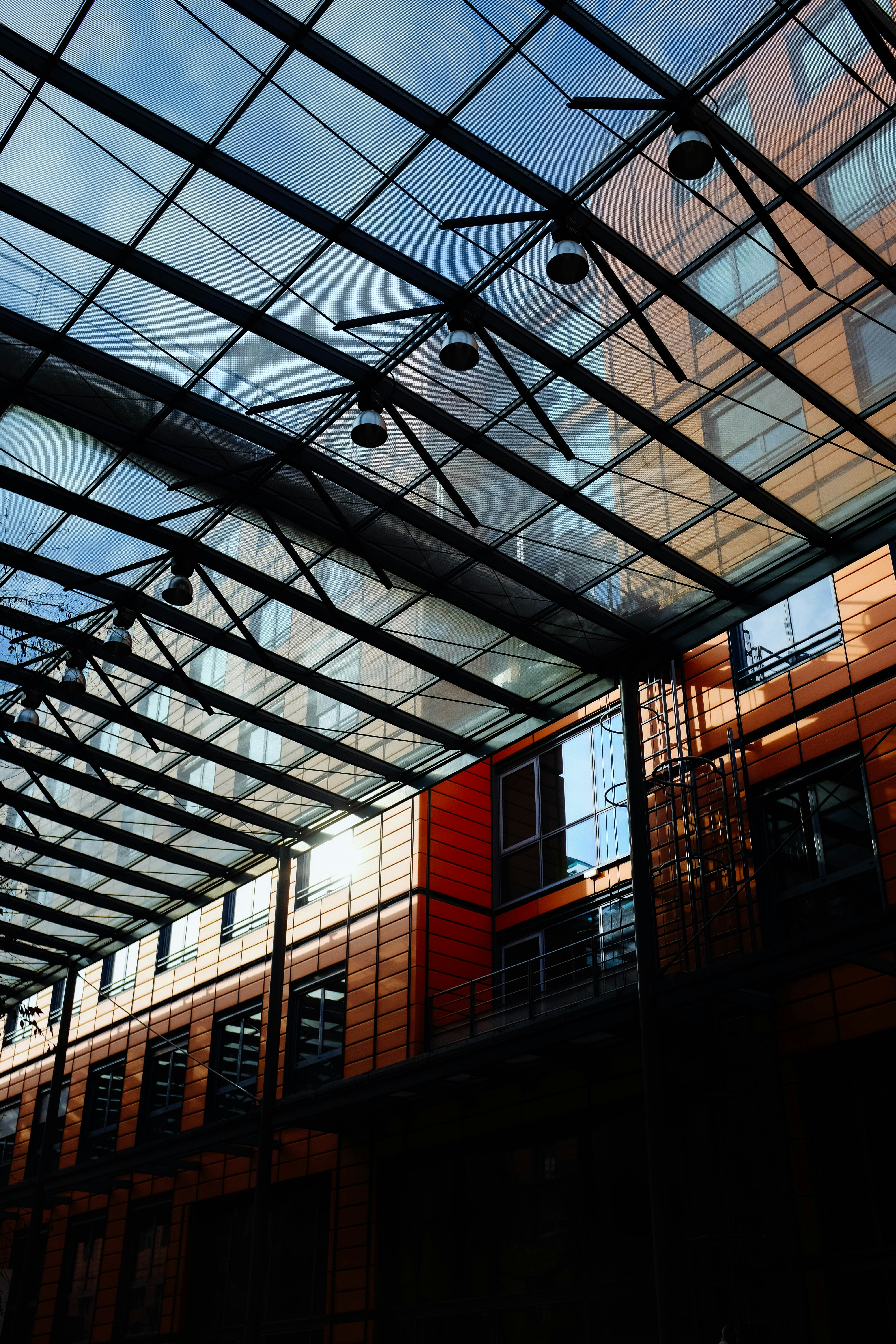 Photo by adrienolichon