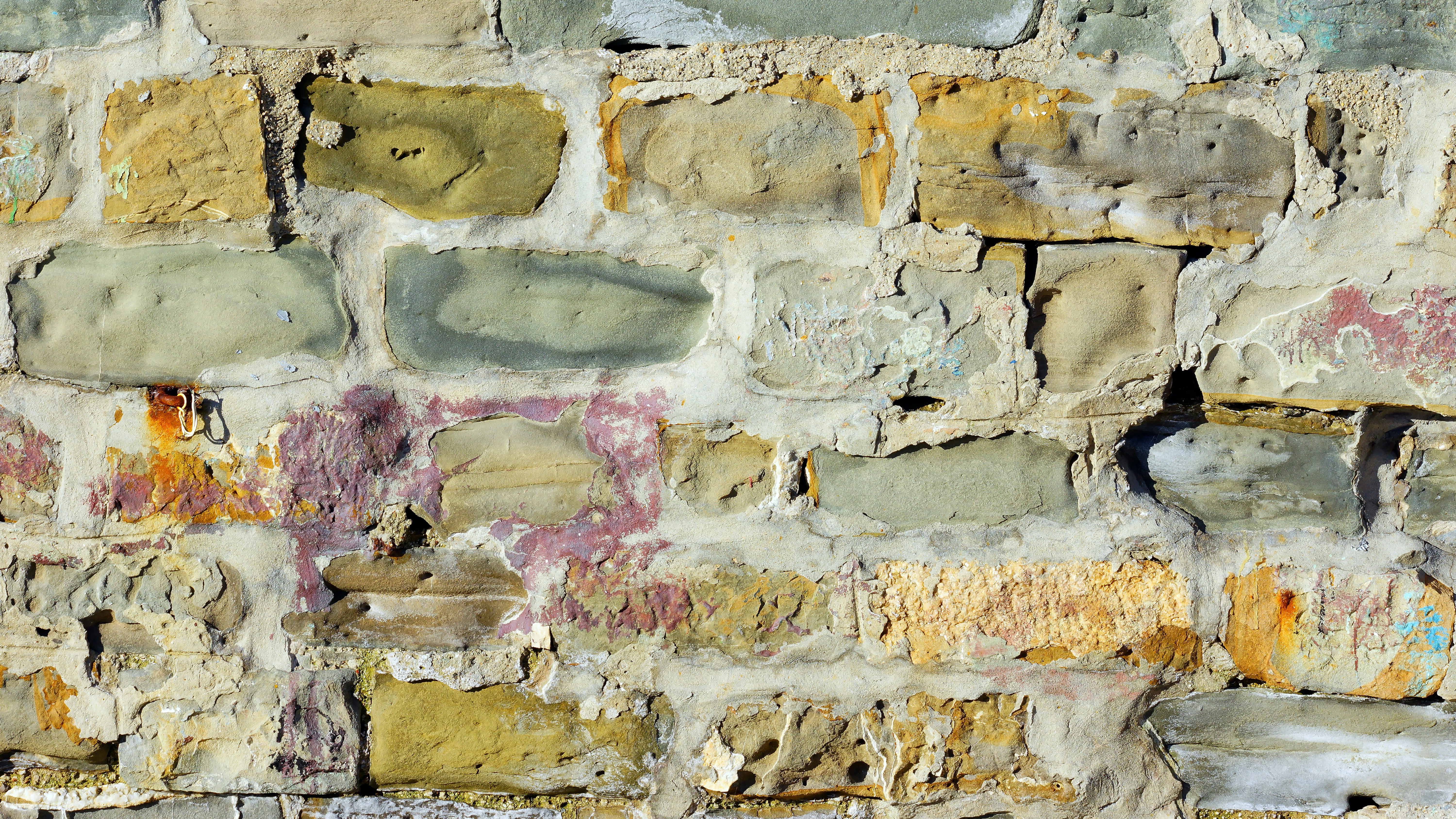 brown and gray concrete brick wall