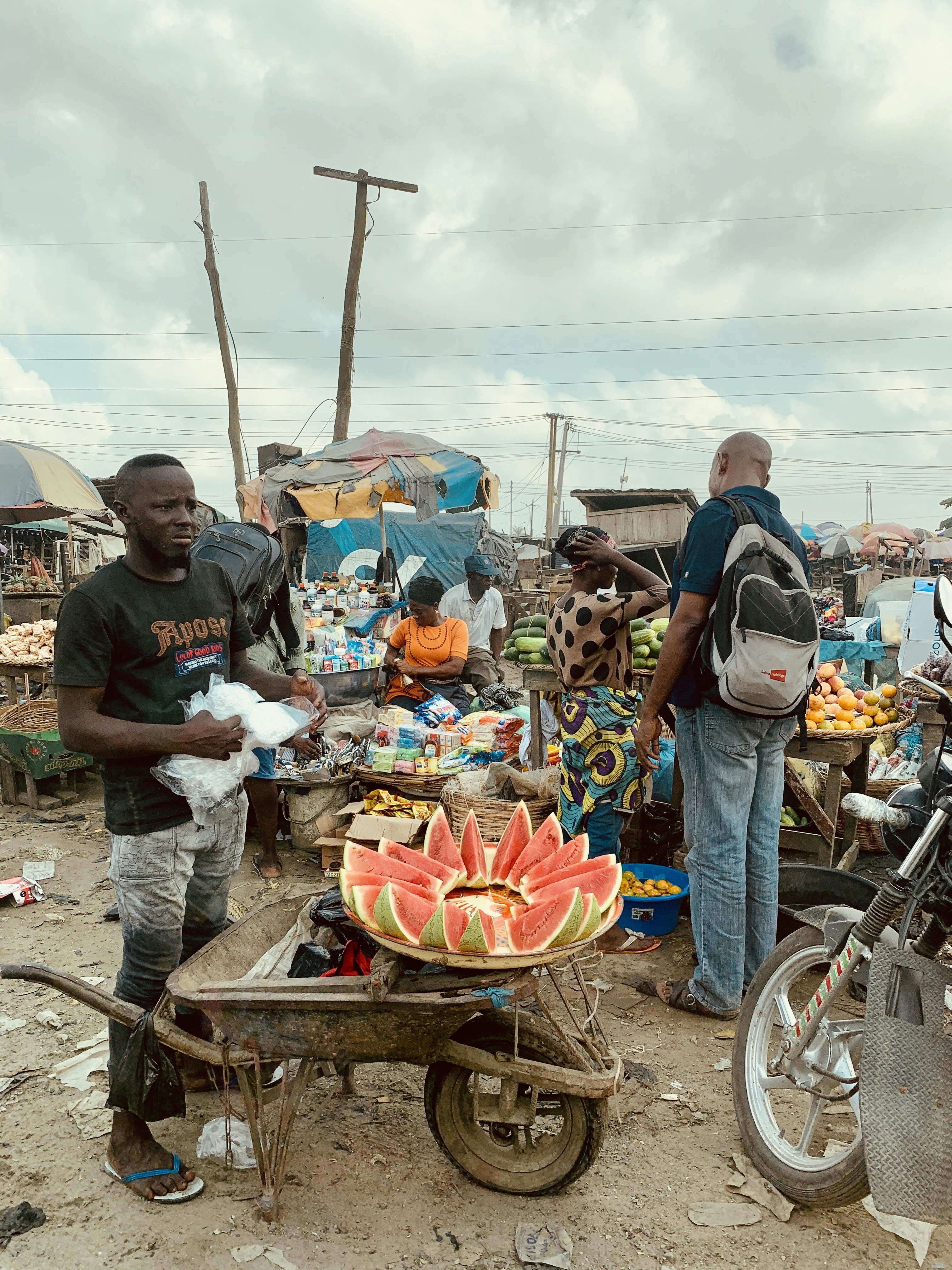small business selling fruit in lagos