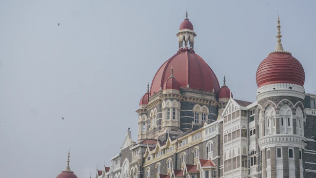 18-Day India Luxury Itinerary: Palaces & Backwaters