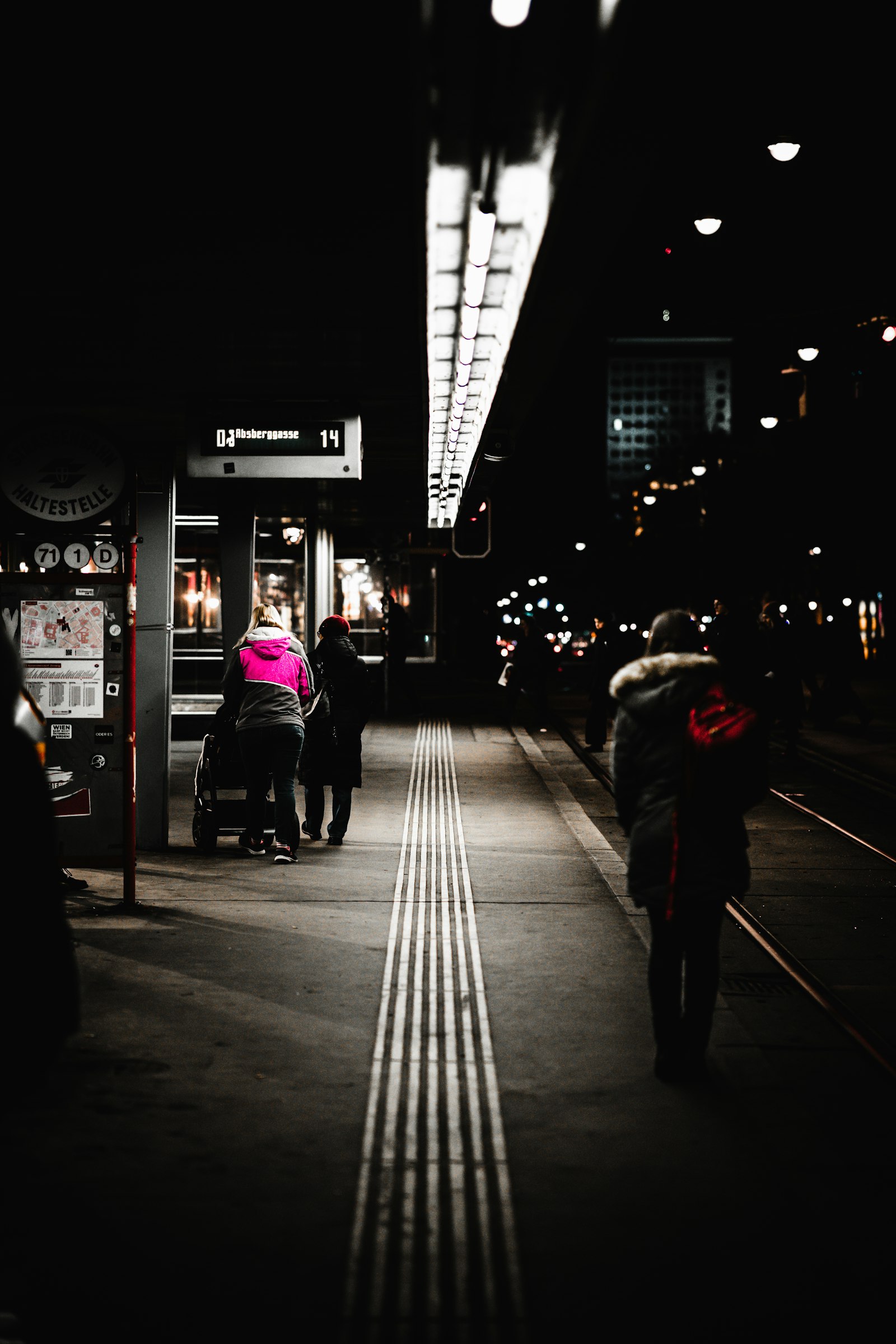 Viltrox 85mm F1.8 sample photo. People walking on sidewalk photography