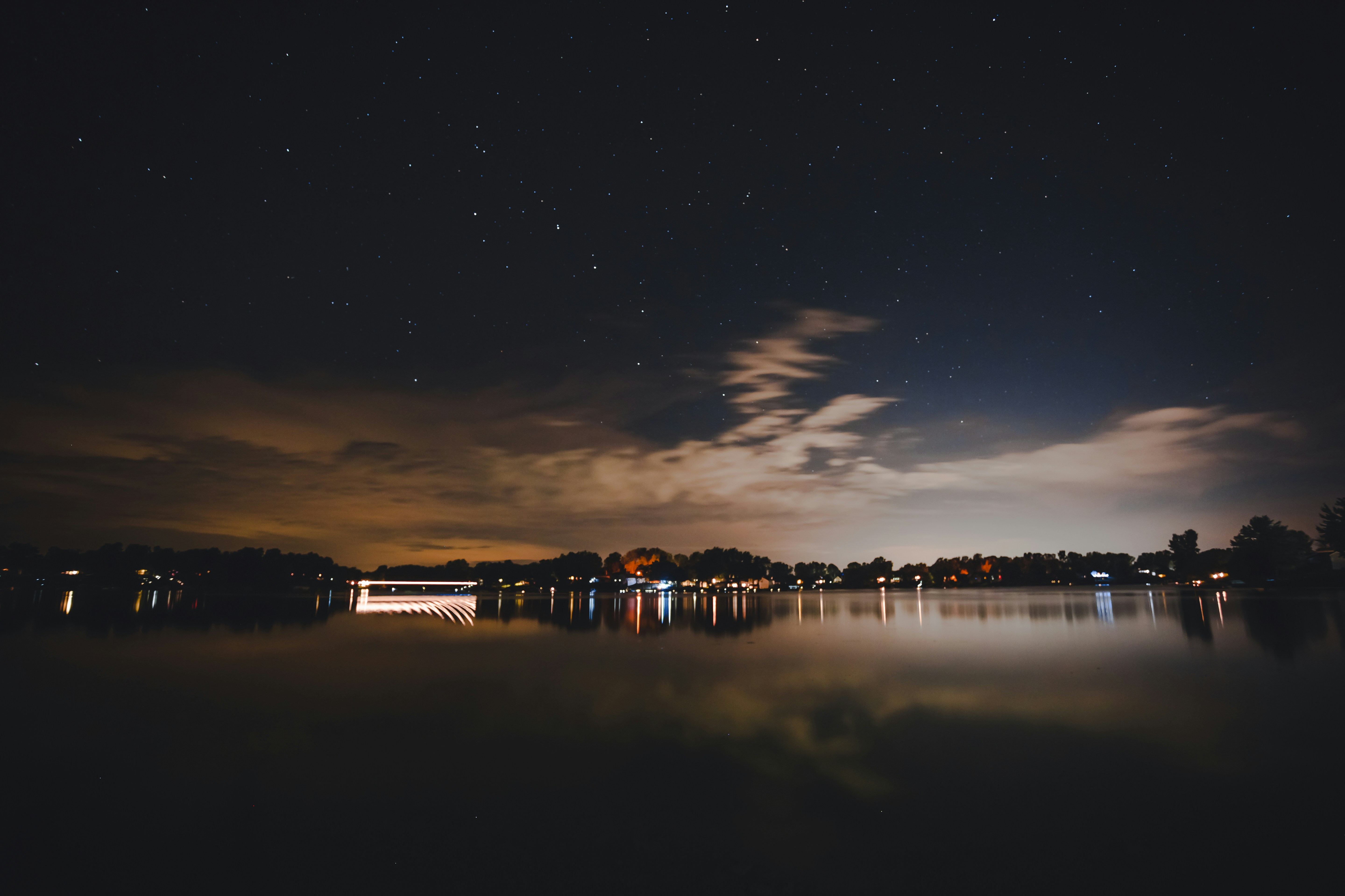 Photo by praizist