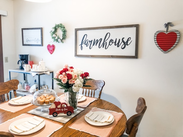 Creating a Cozy Home with Rustic Farmhouse Decor