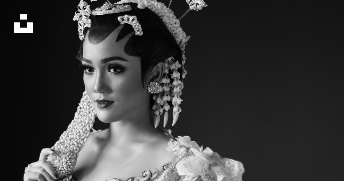 Grayscale photo of woman wearing floral dress photo – Free Black Image