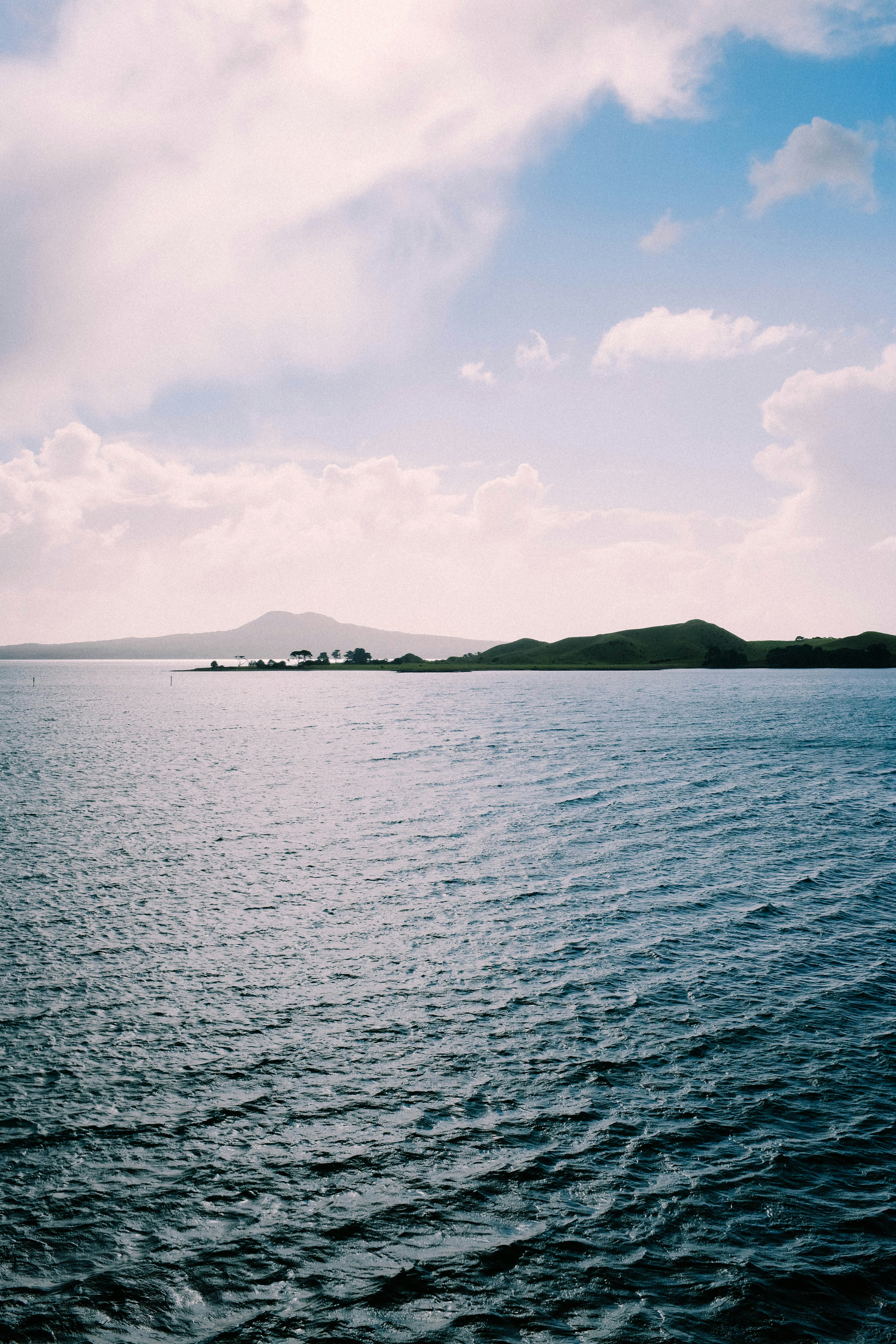 Photo by adrienolichon