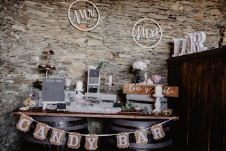black and white wooden table