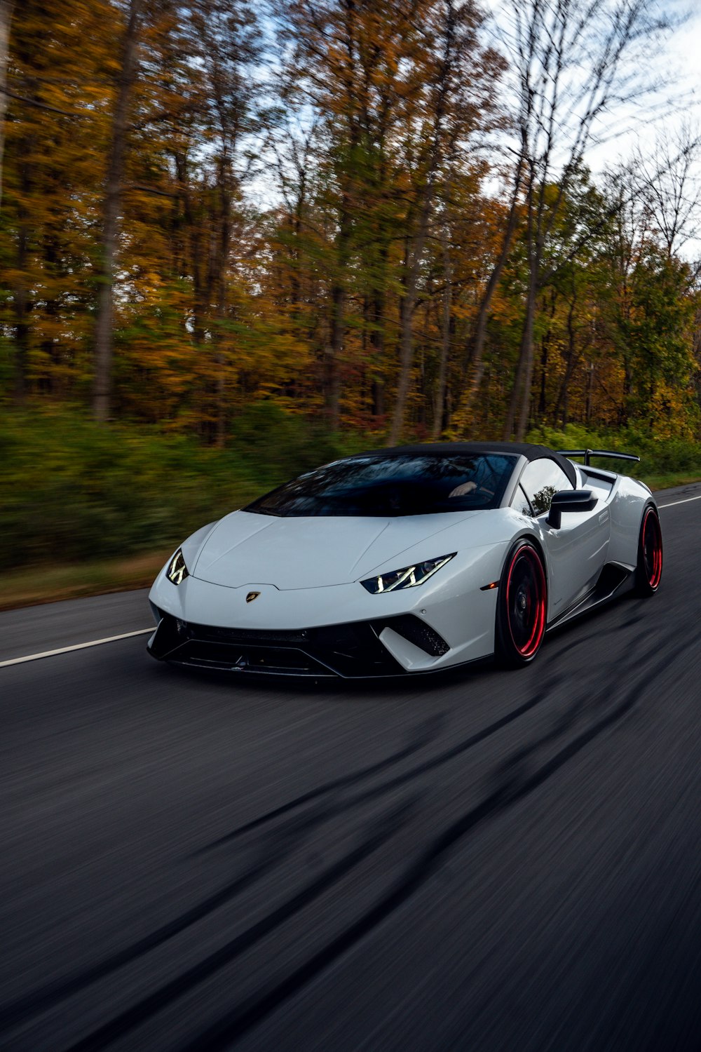 Hd Wallpaper Of Lamborghini Download