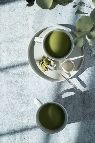 green tea, green tea for weight loss, does green tea help with weight loss, losing weight with green tea, benefits of green tea, green tea and health, green tea and wellness