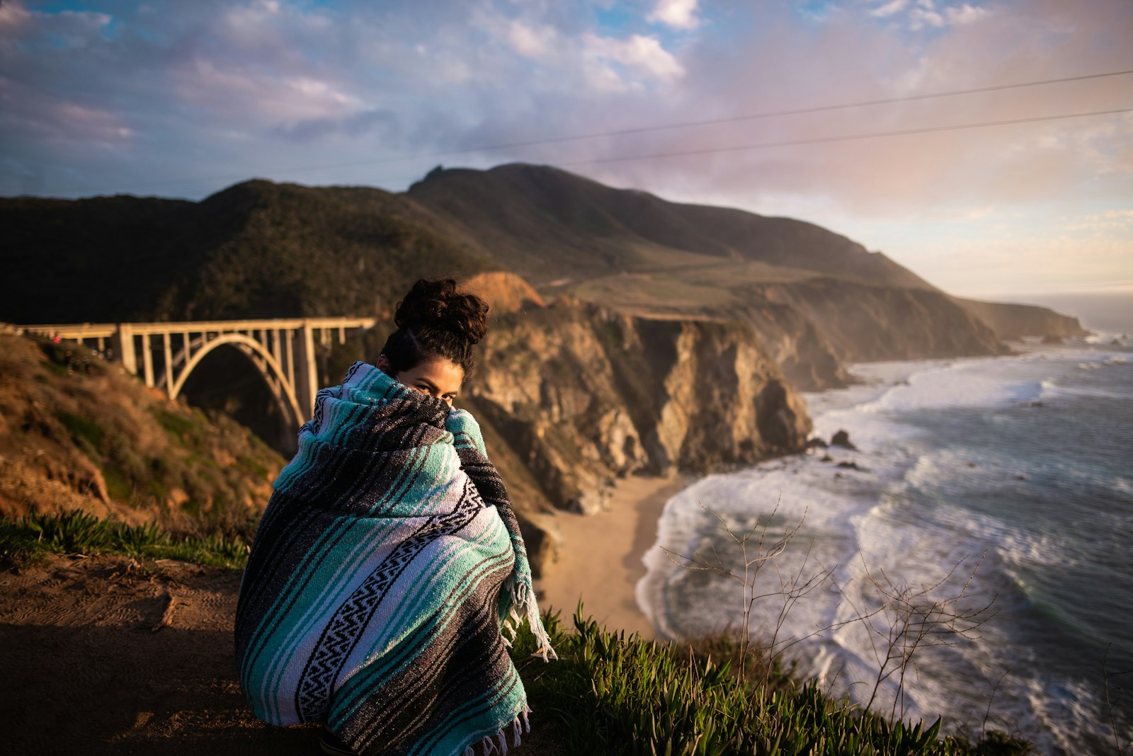 Nikon D610 + Nikon AF-S Nikkor 24mm F1.8G ED sample photo. Woman in blue and photography