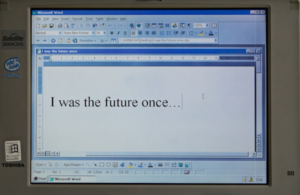 搞笑视频：比尔盖茨在微软的最后一天