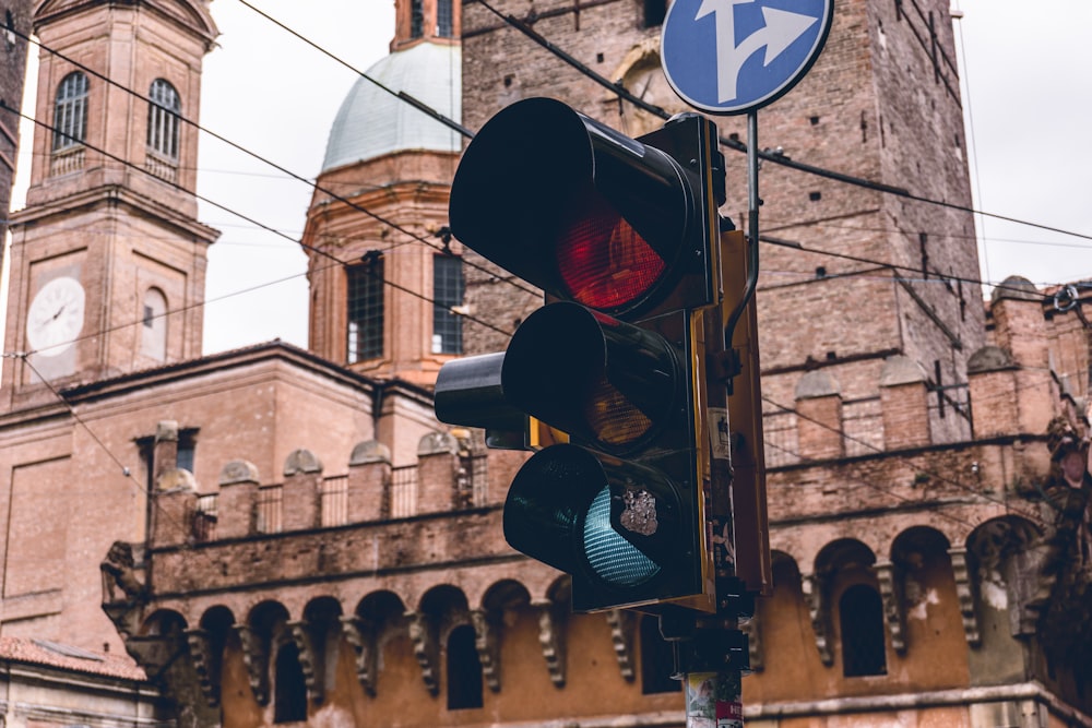 traffic light on red light