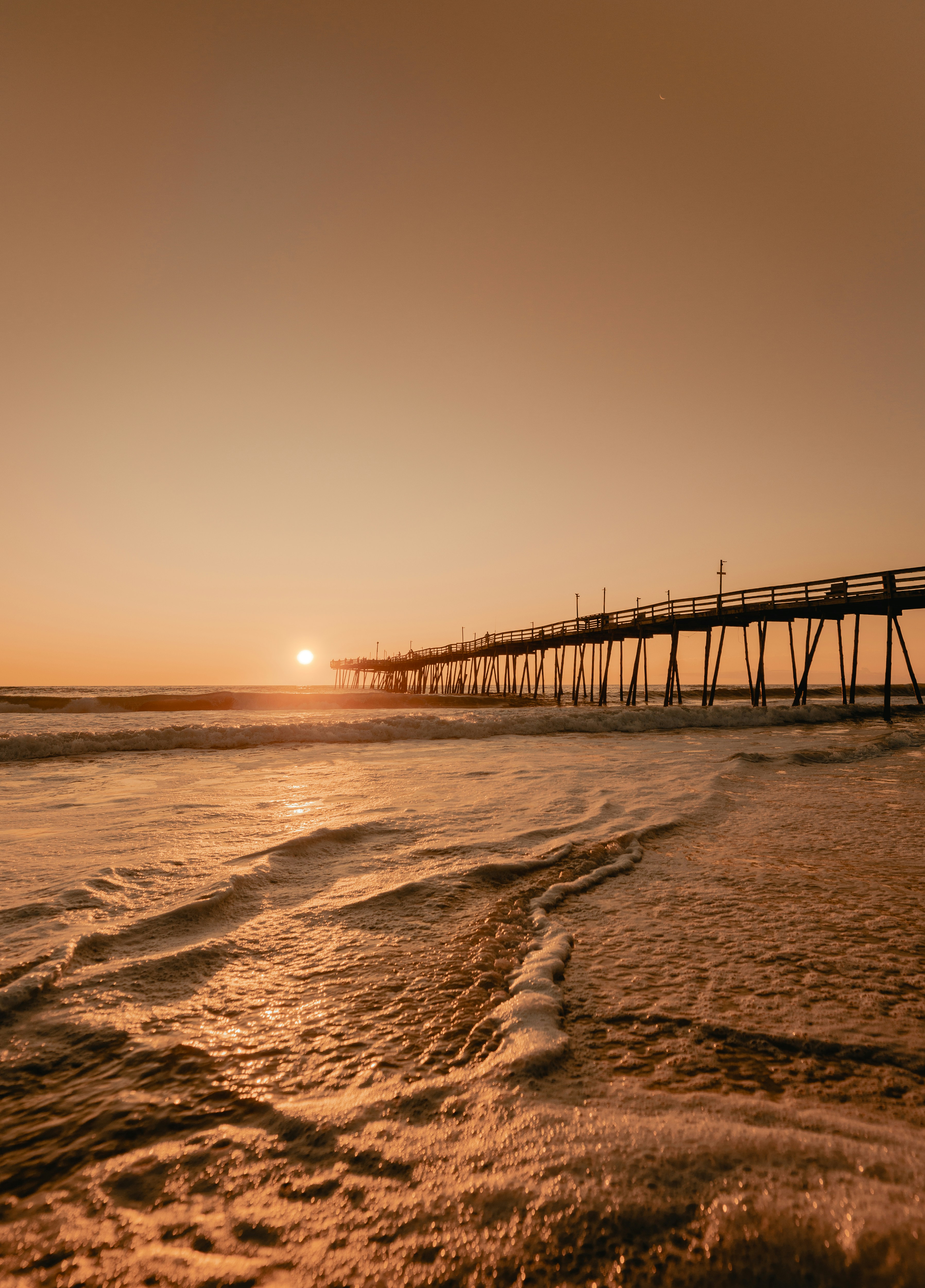 Sunrise at the Outer Banks (IG: @clay.banks)