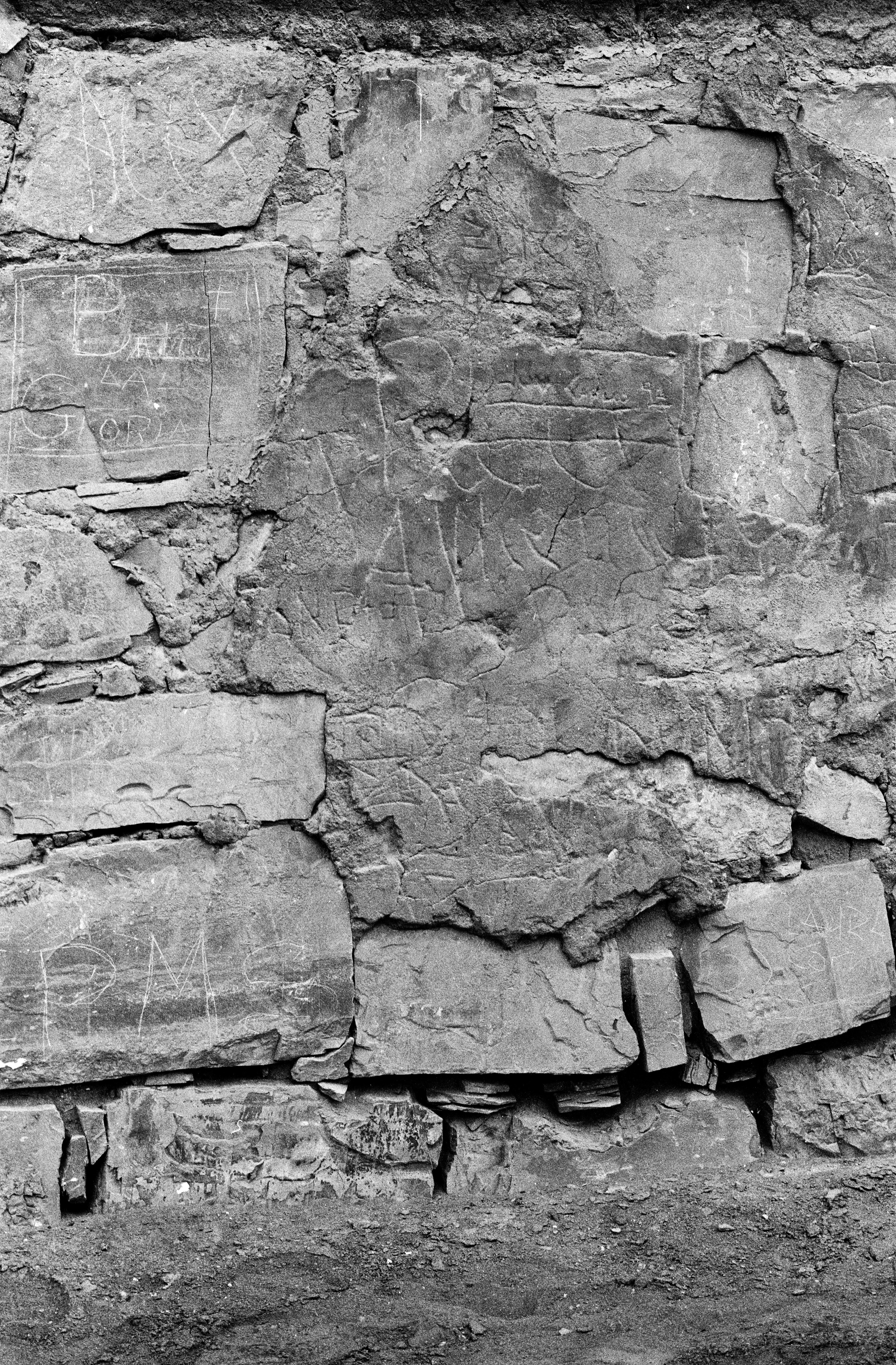 brown and gray concrete wall