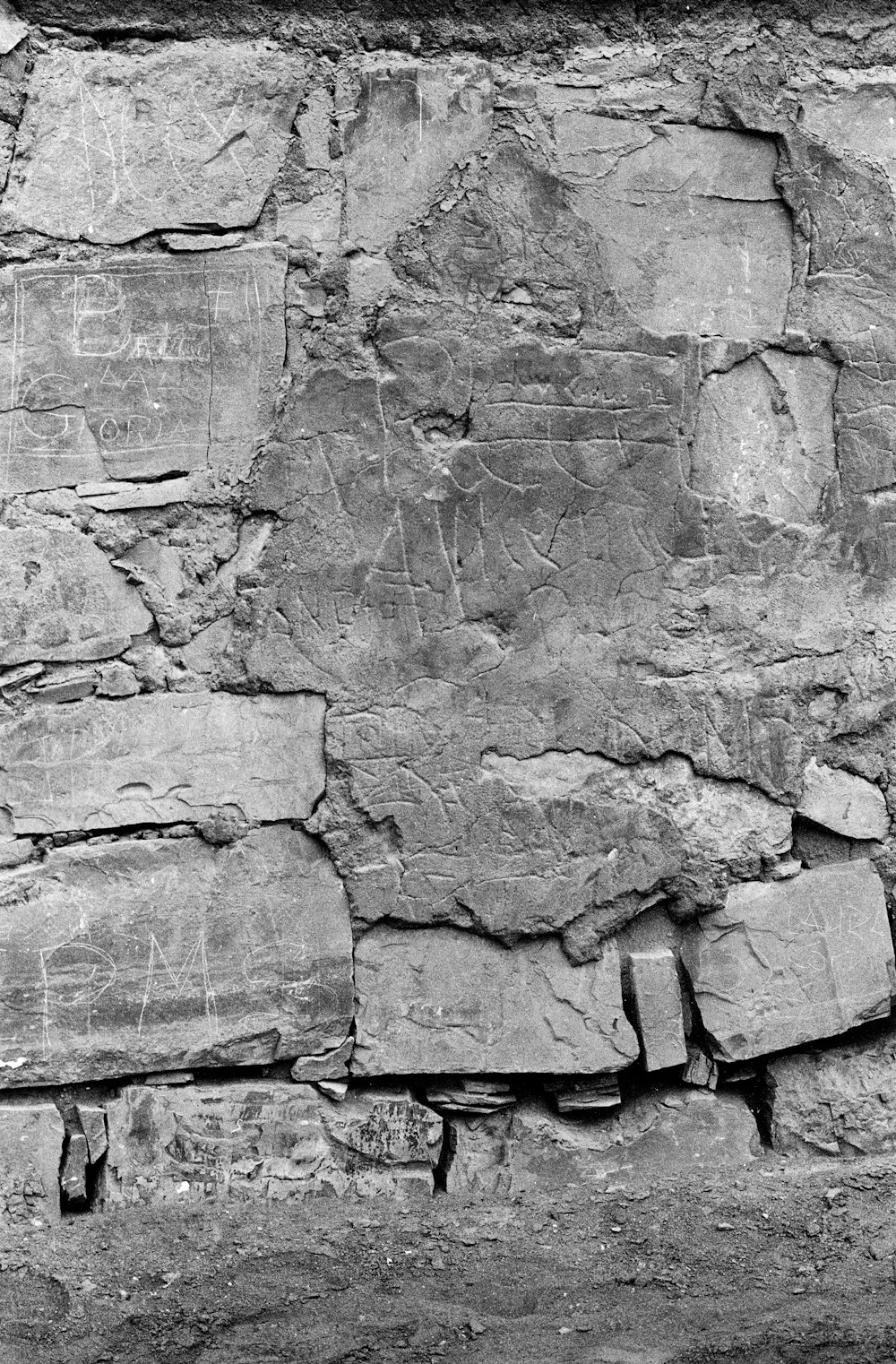 brown and gray concrete wall