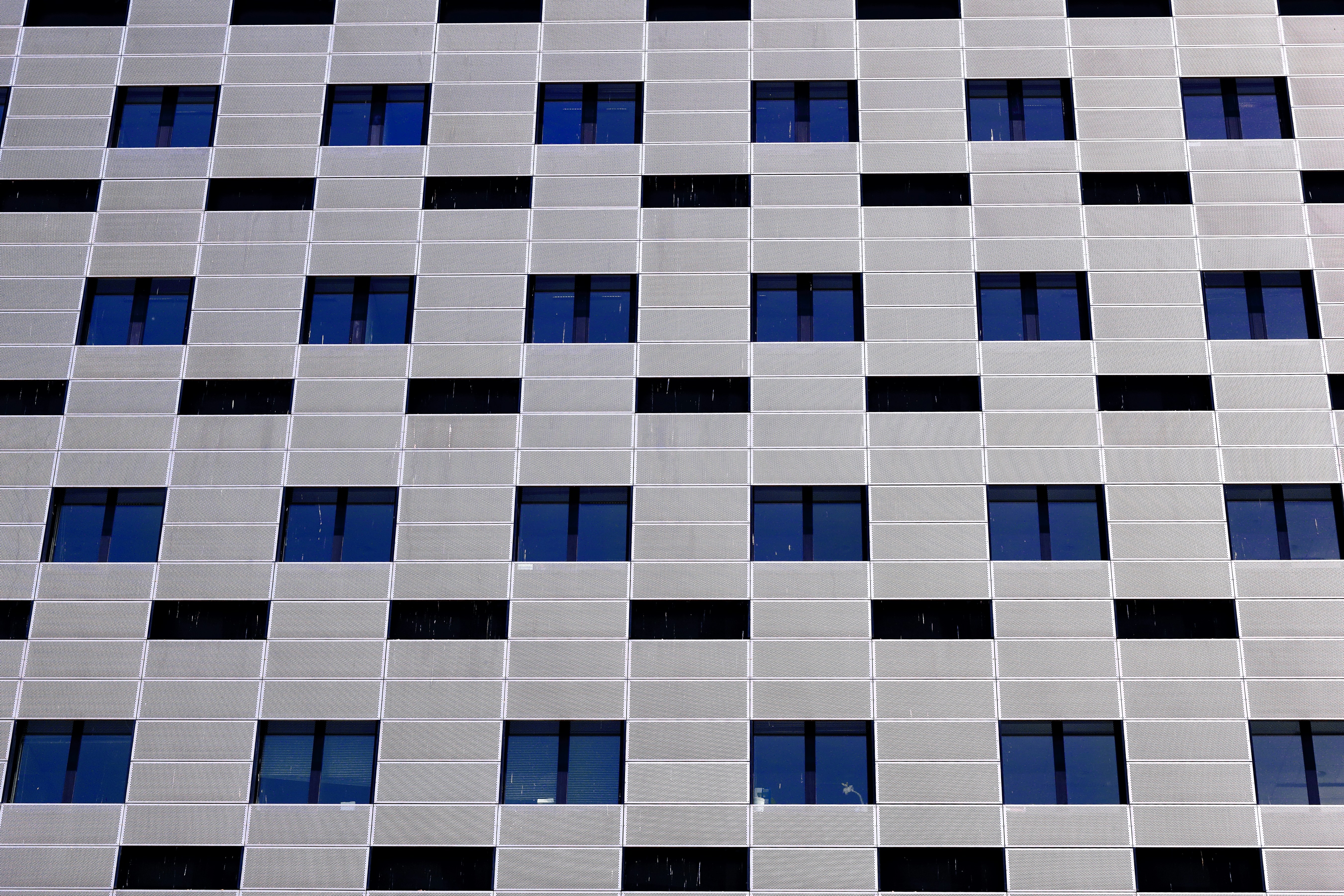 abstract wallpaper windows, wallpaper, Digital Minimalism: Reclaiming Focus in a Noisy World 1