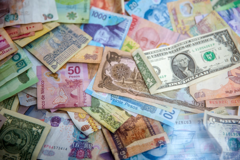Cross-border payments and remittance startup ideas: software for the $800B global transfer market