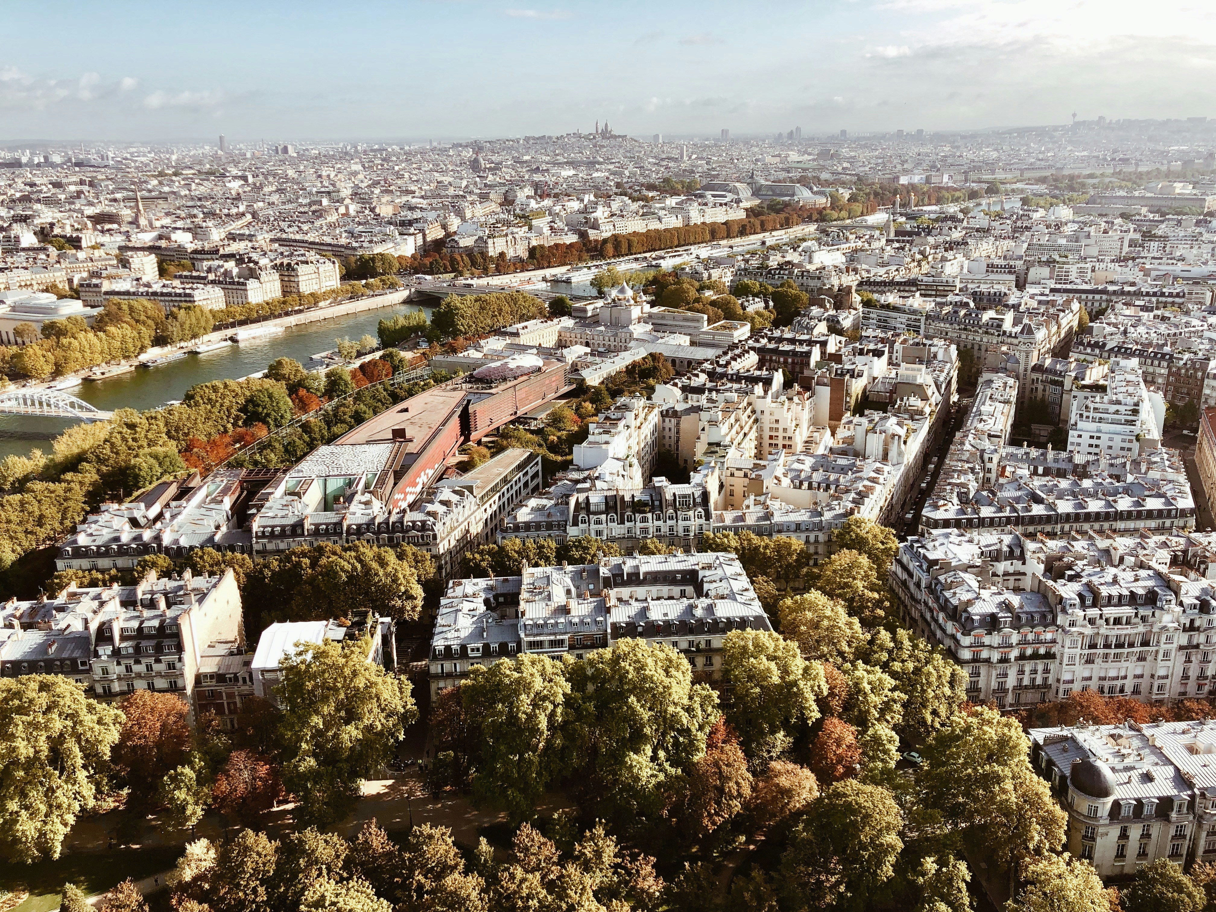 Montmartre Unveils Paris’s First Zero-Waste Rooftop Urban Spa Blending Eco-Friendly Wellness with Panoramic City Views This November
