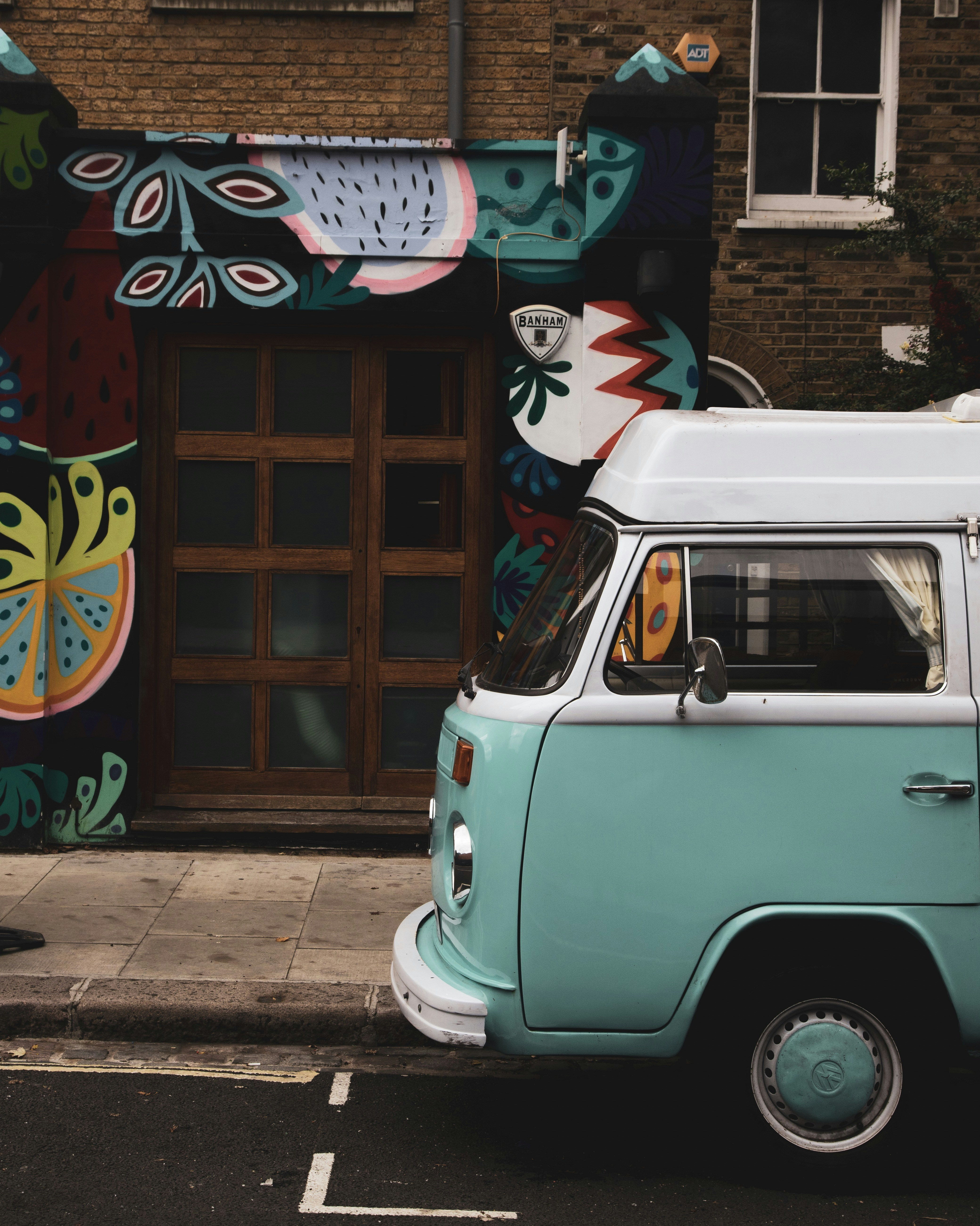 retro colorful van wallpaper, wallpaper, Mystery Machine Scooby Doo Real Life Wallpapers: The Guide 1