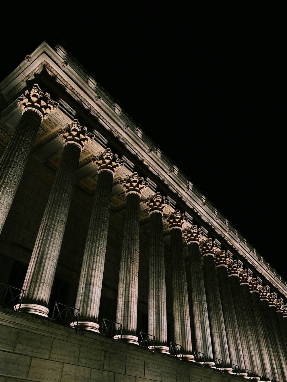 gray concrete building during nighttime