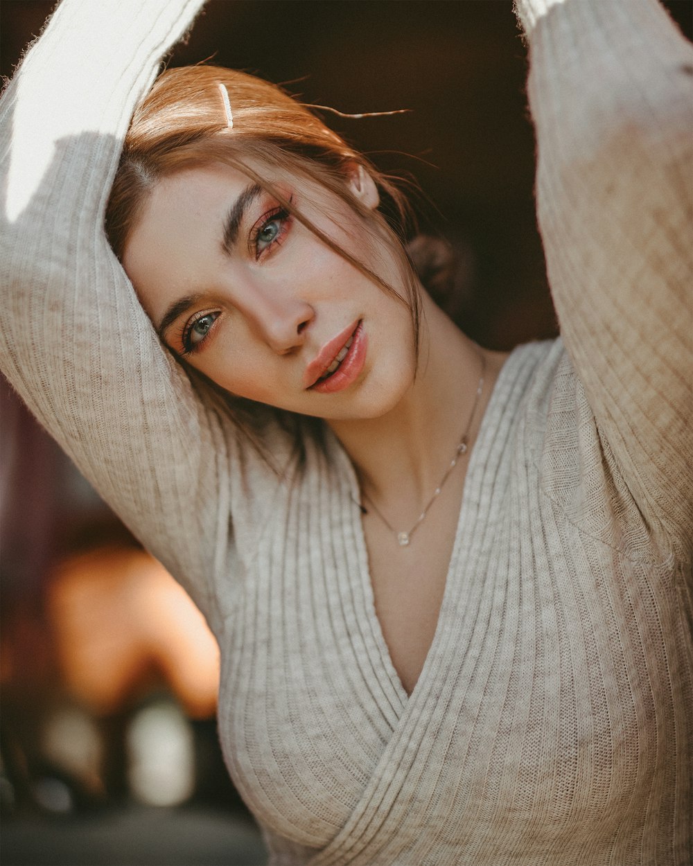 woman in gray v neck shirt