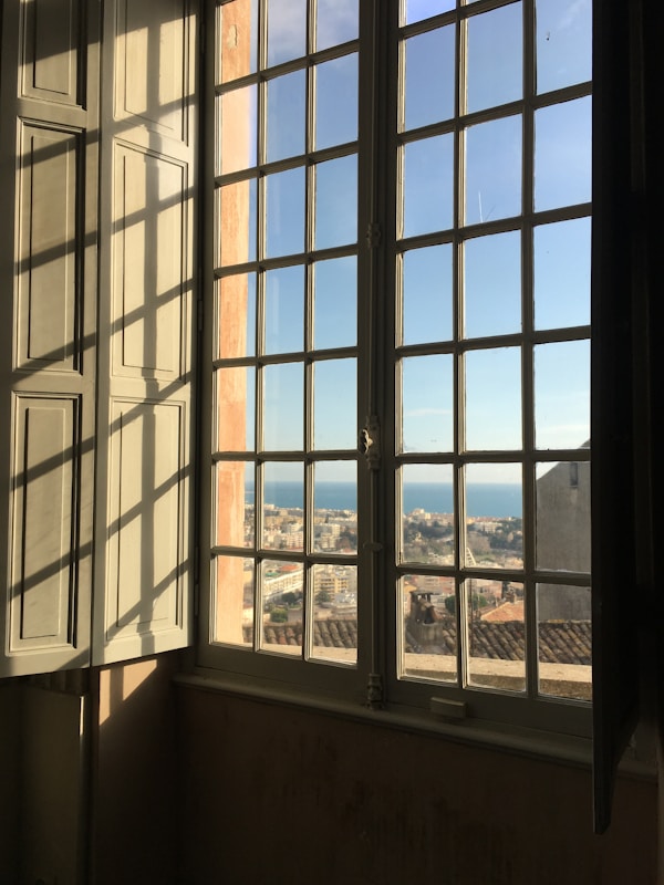 Cagnes-sur-Mer: Exploring Local Culture & Traditions