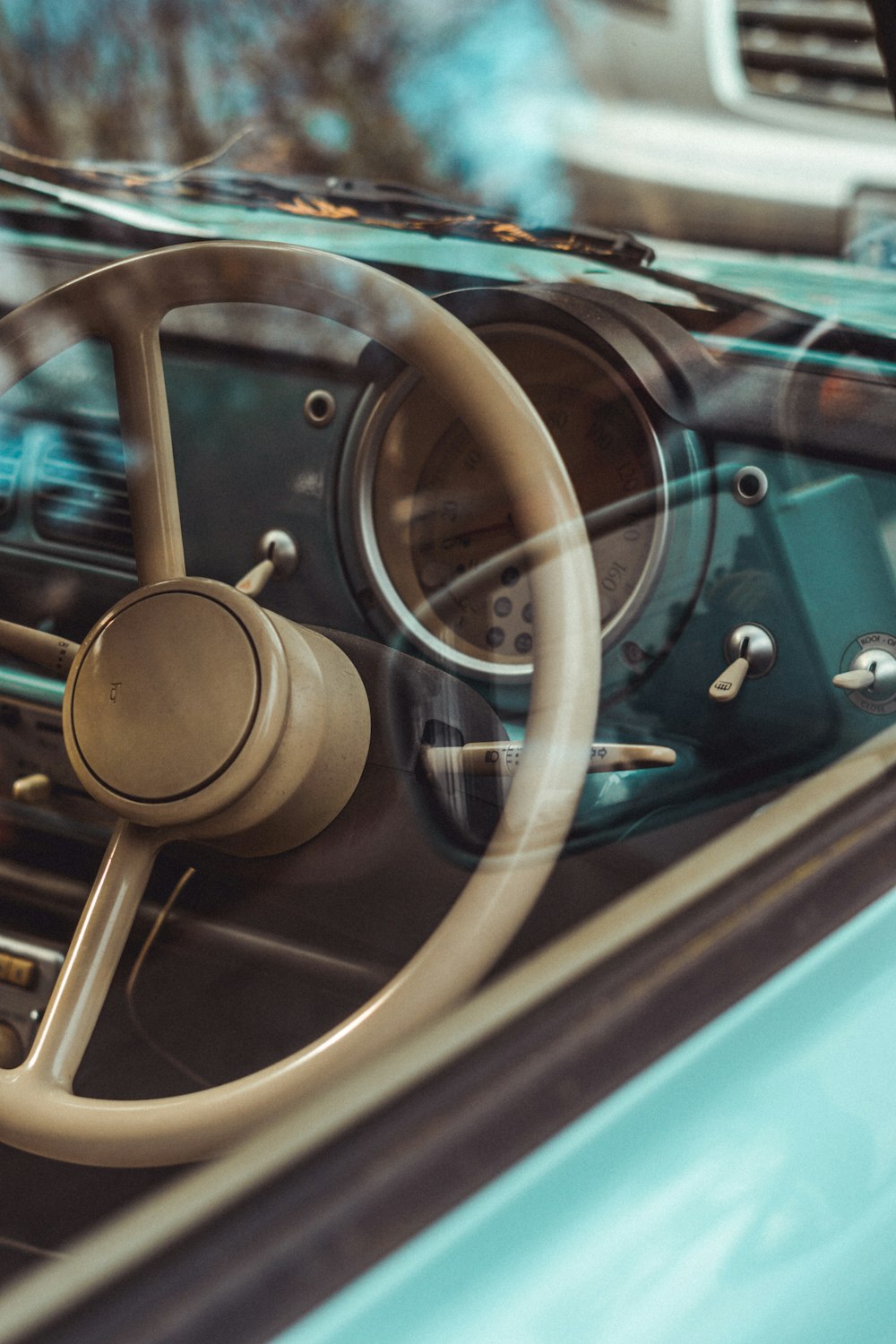 black and silver steering wheel