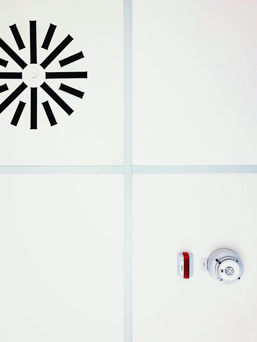 Round white and red safety device