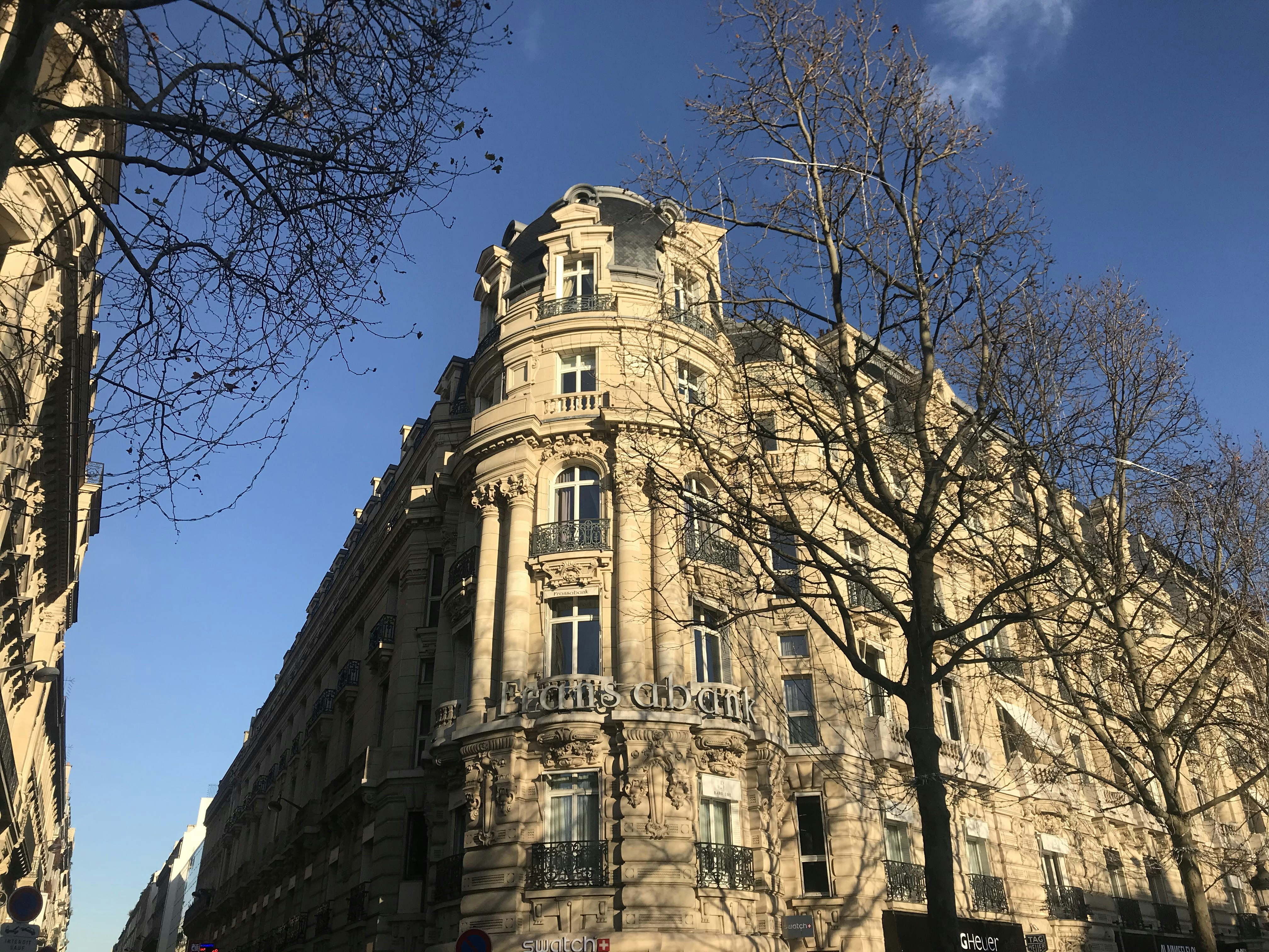 Photo by ebunoluwole