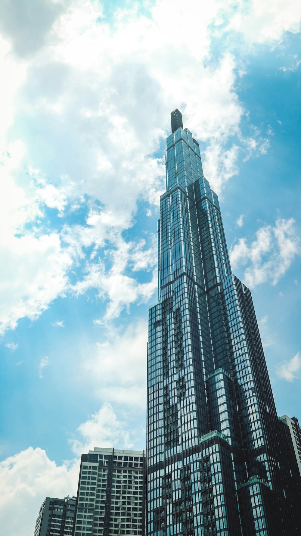 gray concrete building under blue sky during daytime